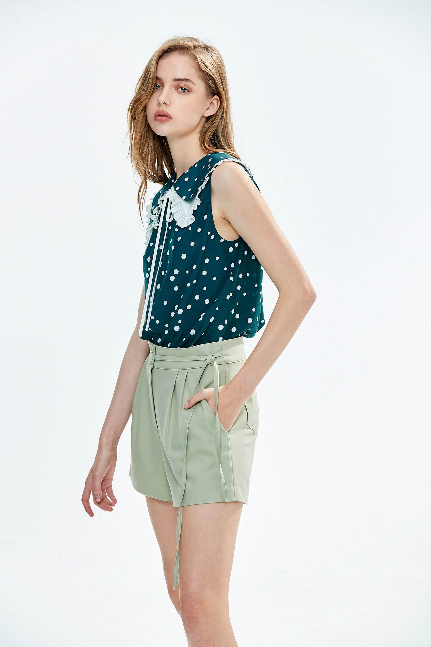 White Dotted Print Vest With Contrast Collardouble-collared sleeveless top,sleeveless tops,Tops,Season (SS) Look,dotcollection,healing colors,sleeveless tops