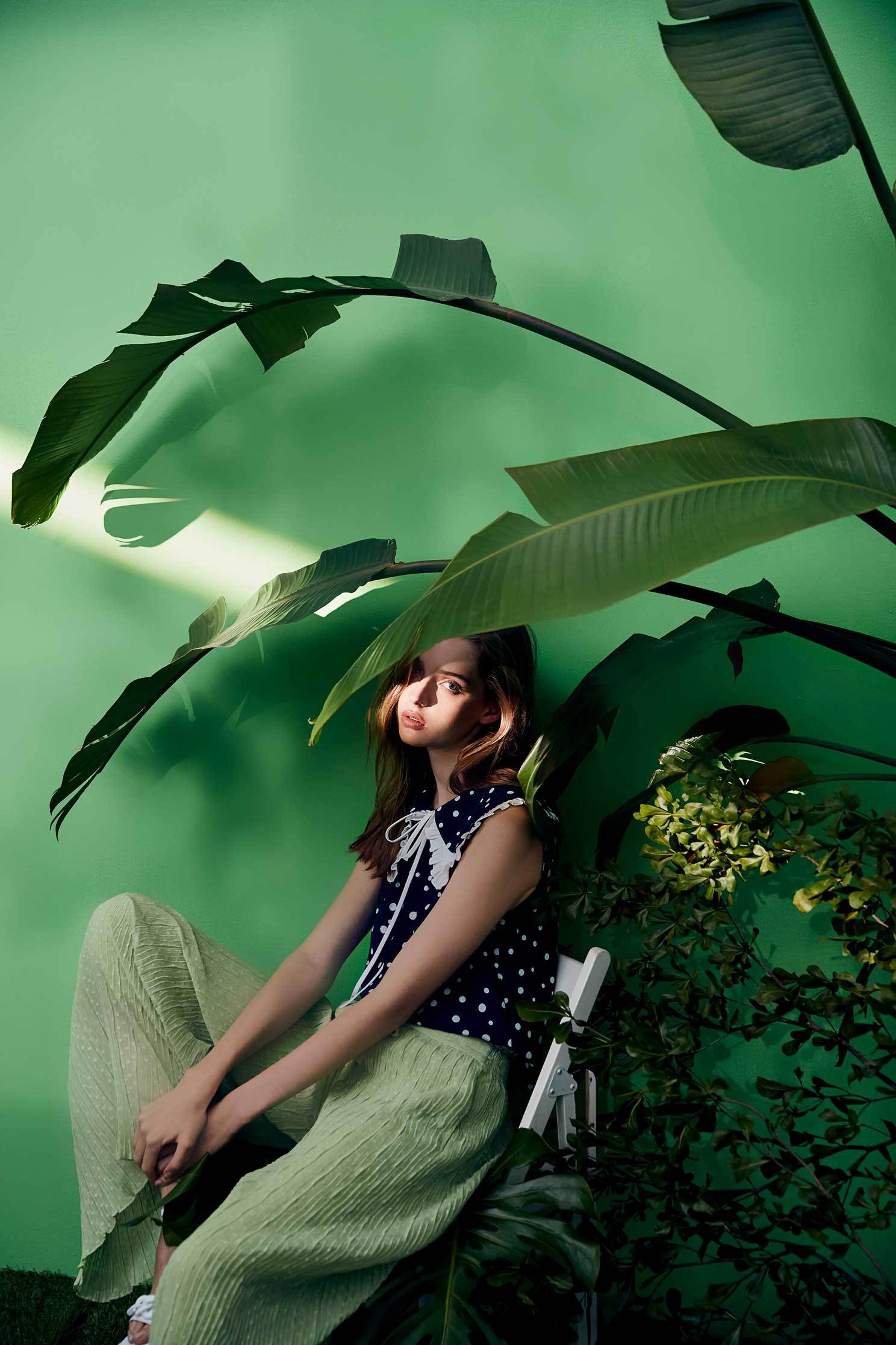 White Dotted Print Vest With Contrast Collardouble-collared sleeveless top,sleeveless tops,Tops,Season (SS) Look,dotcollection,healing colors,sleeveless tops