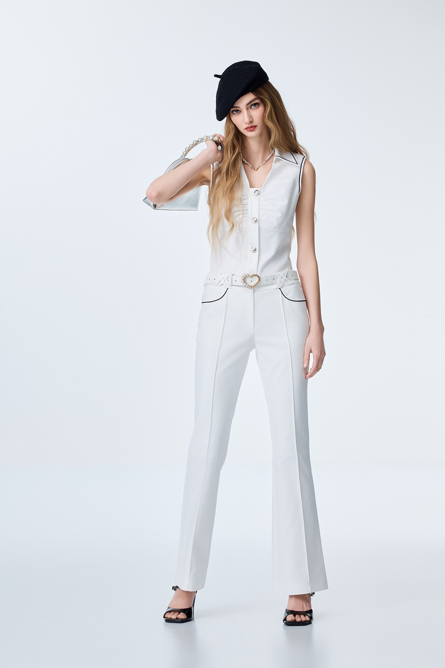 Contrast Trim Button Front VestContrast Trim Button Front Vest,sleeveless tops,Tops,Season (SS) Look,White tops,sleeveless tops,bows,Urban Fashion
