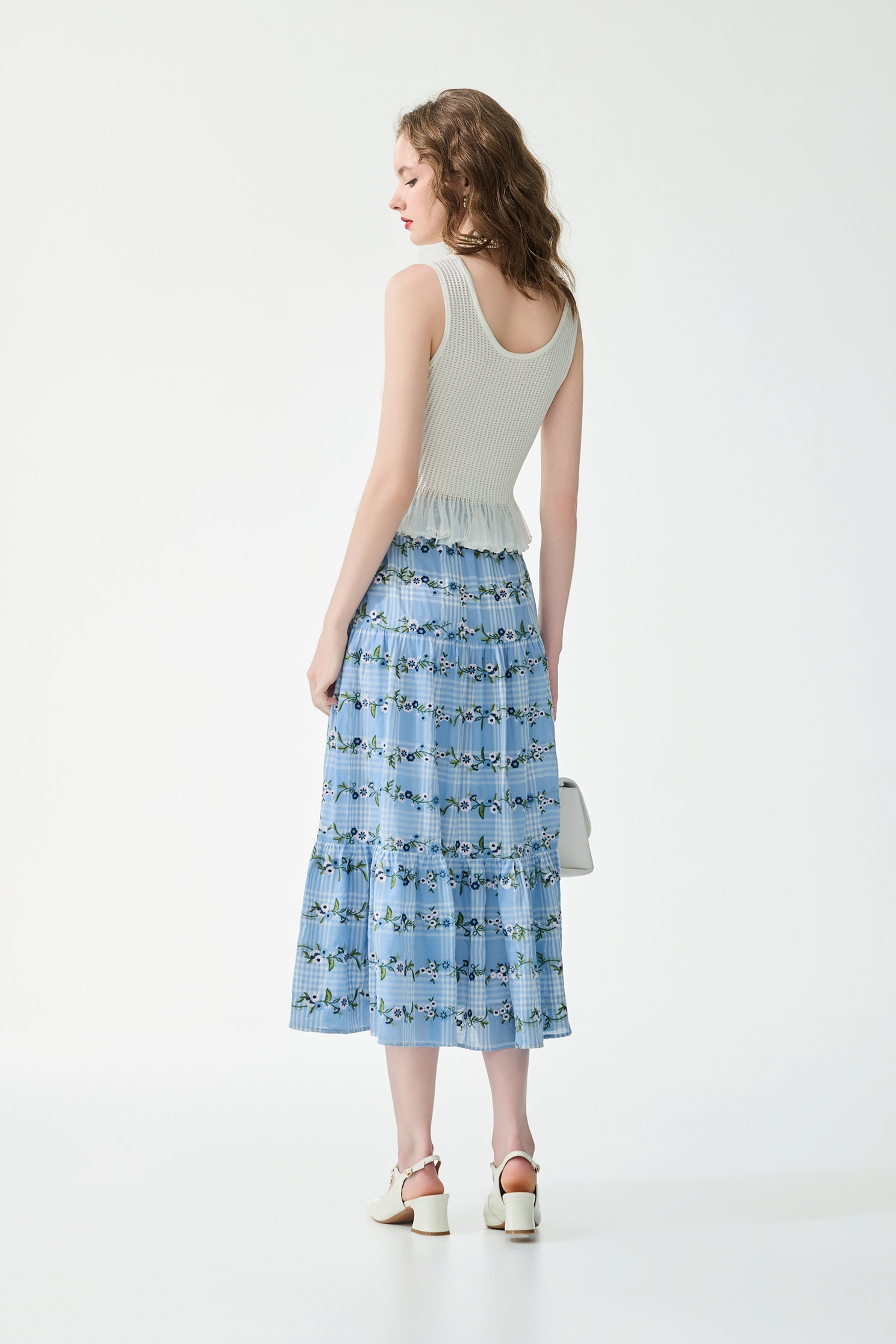 Ruffle Hem Knit VestRuffle Hem Knit Vest,sleeveless tops,Season (SS) Look,Stripe,pearl,White tops,sleeveless tops,Knitted,Knitted tops