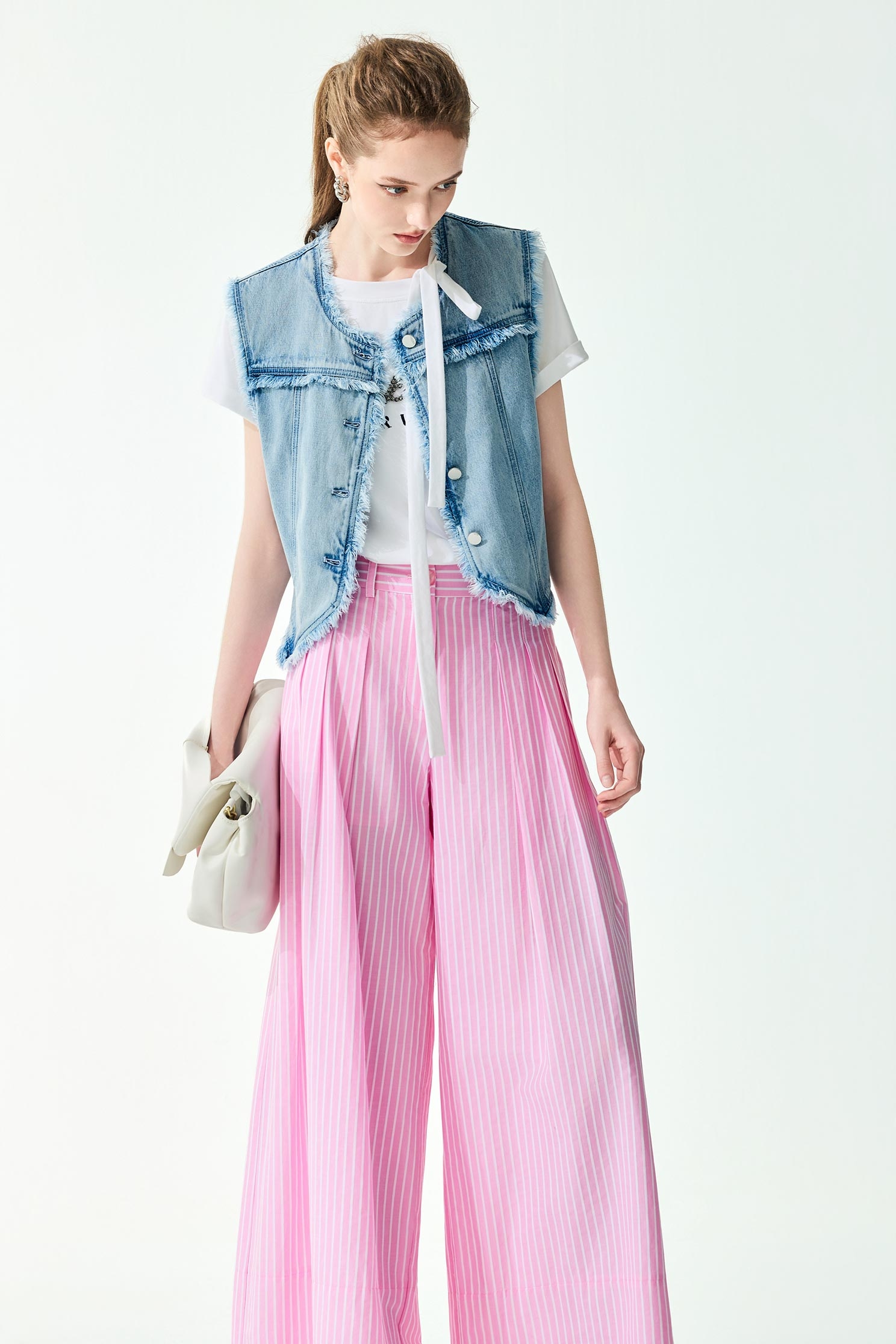 Fray Trim Denim Washed Vest,Jackets,sleeveless tops,Outerwear,Season (SS) Look,Denim,Denim Jackets,sleeveless tops