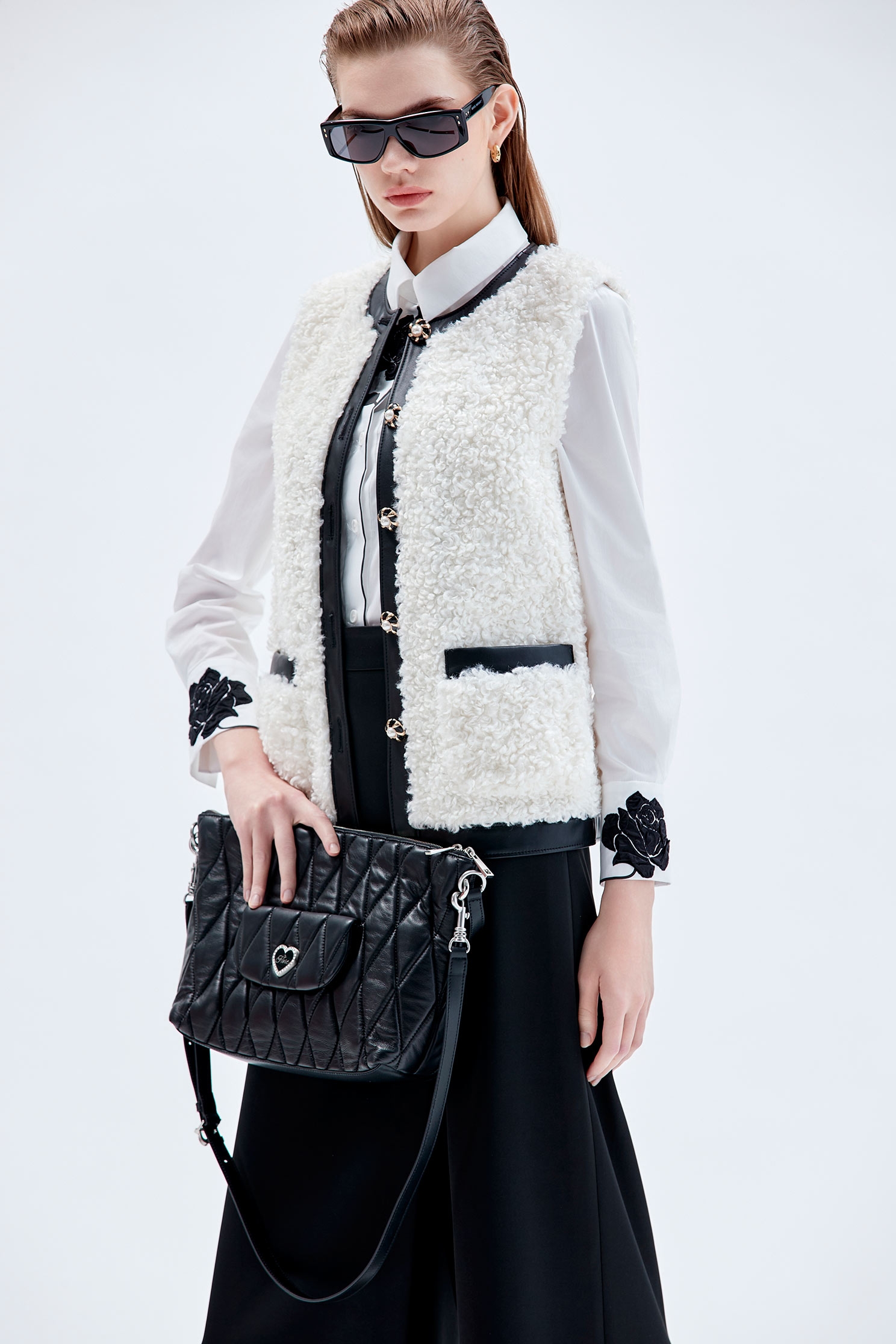 Faux Fur Vest With Contrast Trim DetailFaux Fur Vest With Contrast Trim Detail,sleeveless tops,pearl,Leather,Season (AW) Look