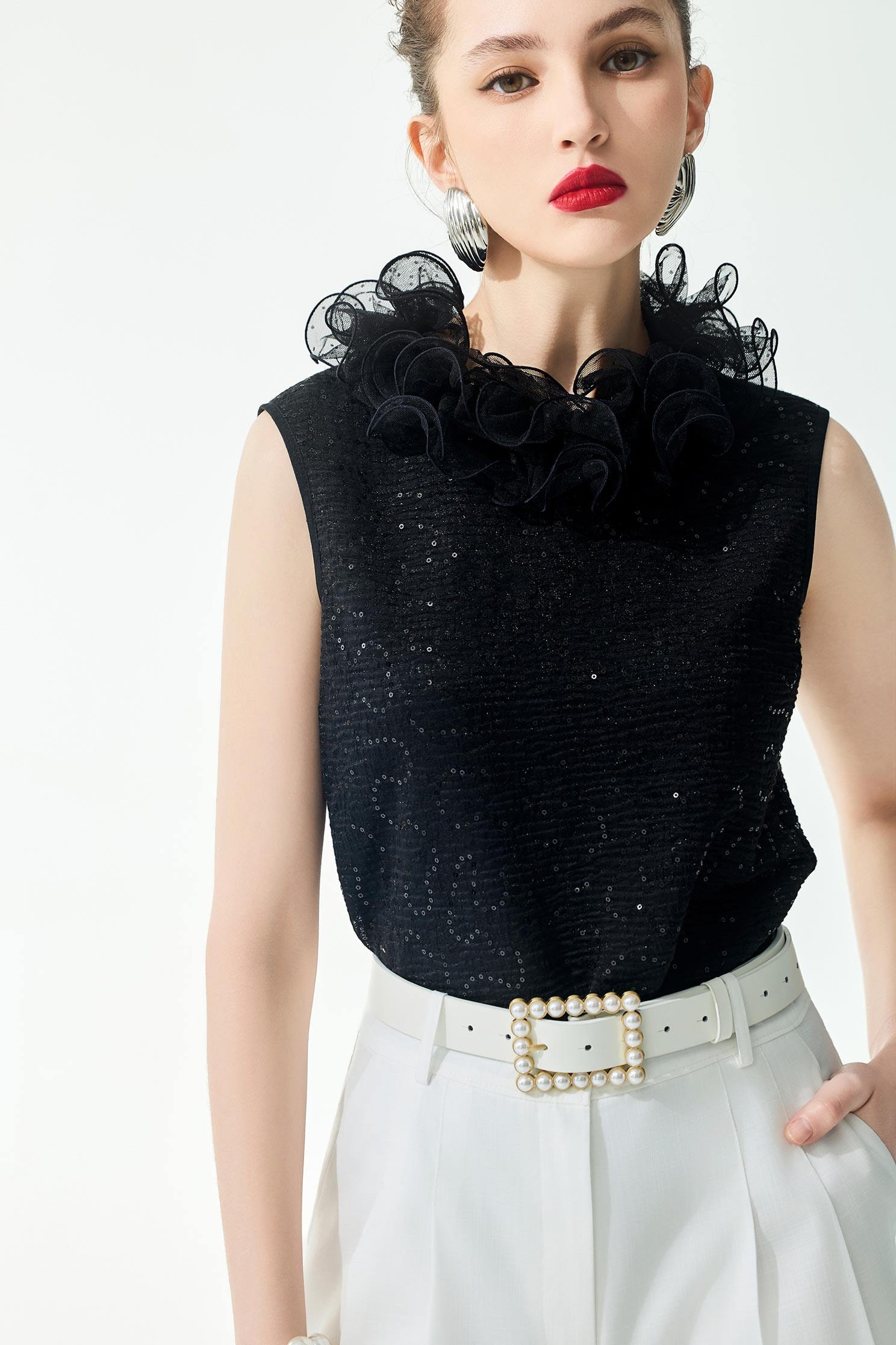 Ruffle Collar Sequin VestRuffle Collar Sequin Vest,sleeveless tops,Season (SS) Look,dotcollection,Mesh fabric,sleeveless tops,Lace,Black tops