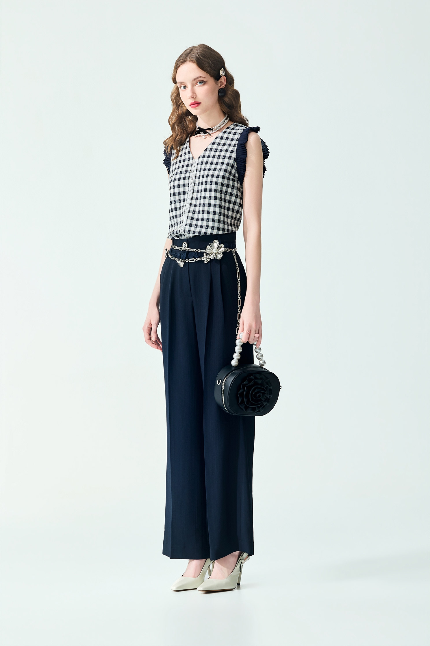 Pleated Ruffle Detail Checkered VestPleated Ruffle Detail Checkered Vest,sleeveless tops,Tops,Season (SS) Look,Plaid,sleeveless tops,Lace