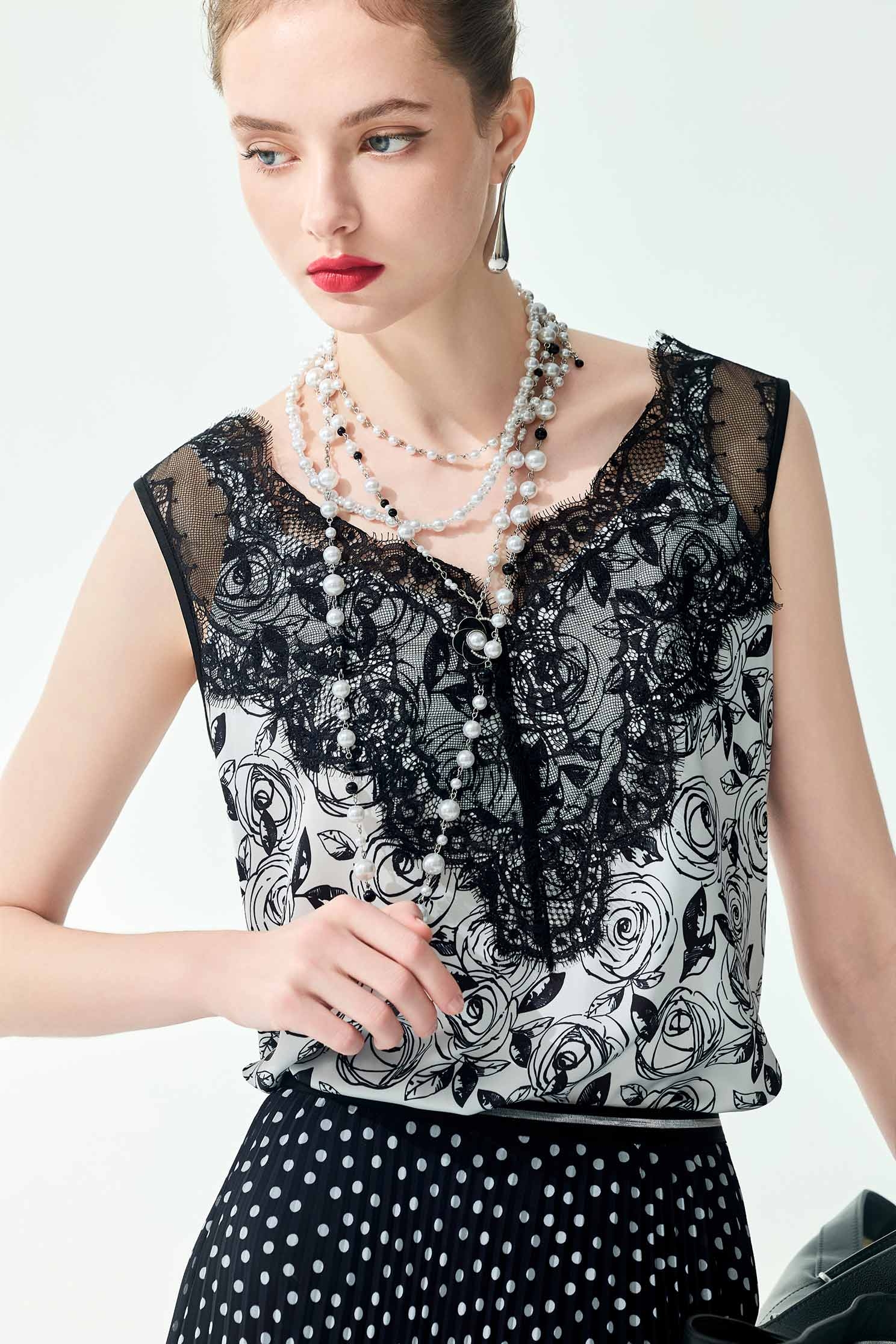 Rose Print Lace VestRose Print Lace Vest,sleeveless tops,Season (SS) Look,sleeveless tops,Lace