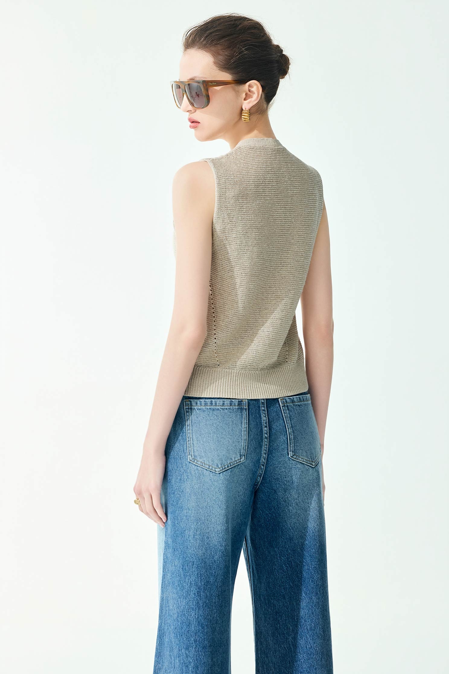 V-neck Front Zip Knit VestV-neck Front Zip Knit Vest,Jackets,sleeveless tops,Outerwear,Season (SS) Look,sleeveless tops,Knitted,Knitted tops