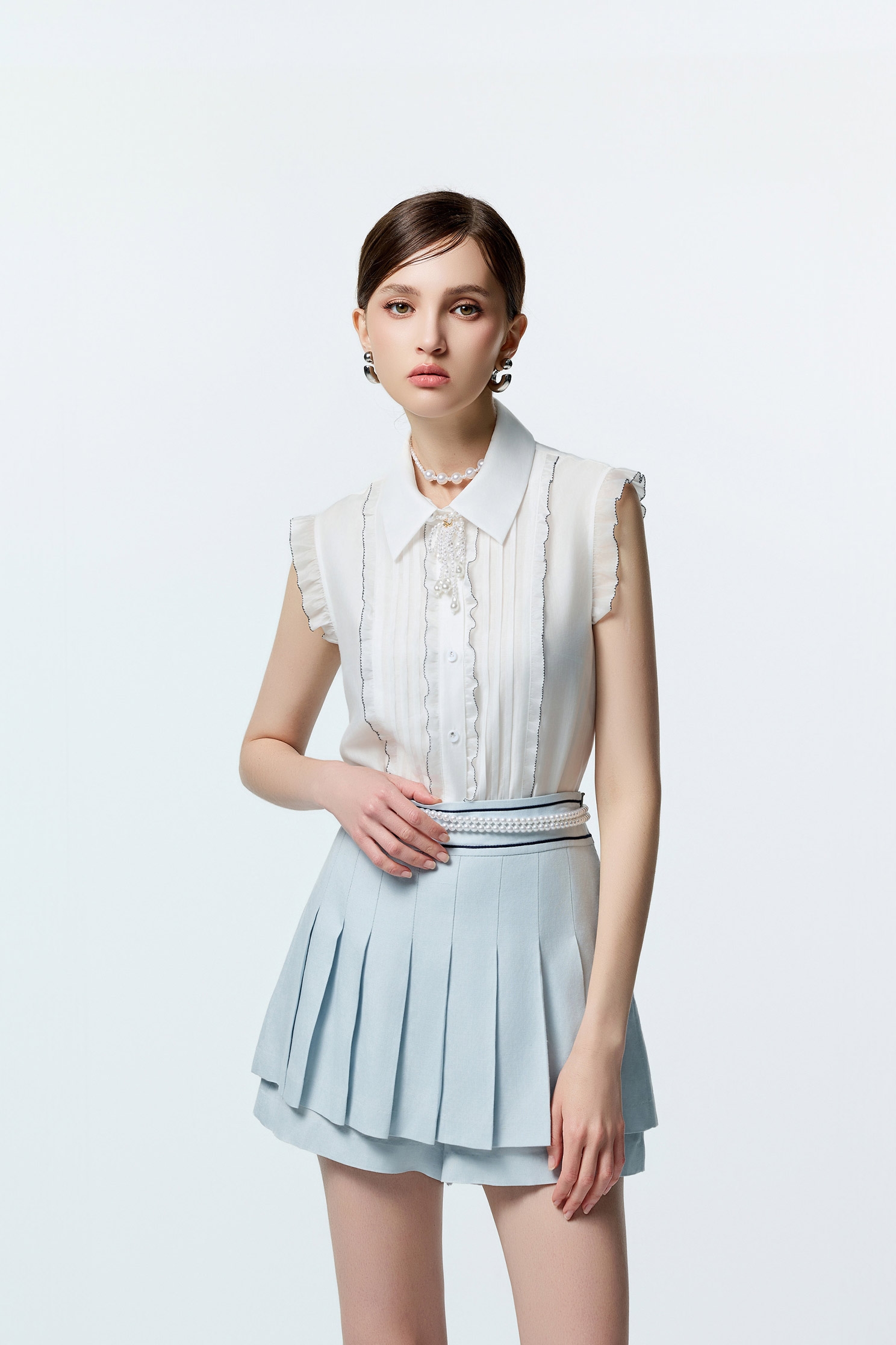 Contrast Navy Trim Ruffle VestContrast Navy Trim Ruffle Vest,sleeveless tops,Tops,Embroidered,sleeveless tops,Season (AW) Look,Valentine,sleeveless tops,upperclass