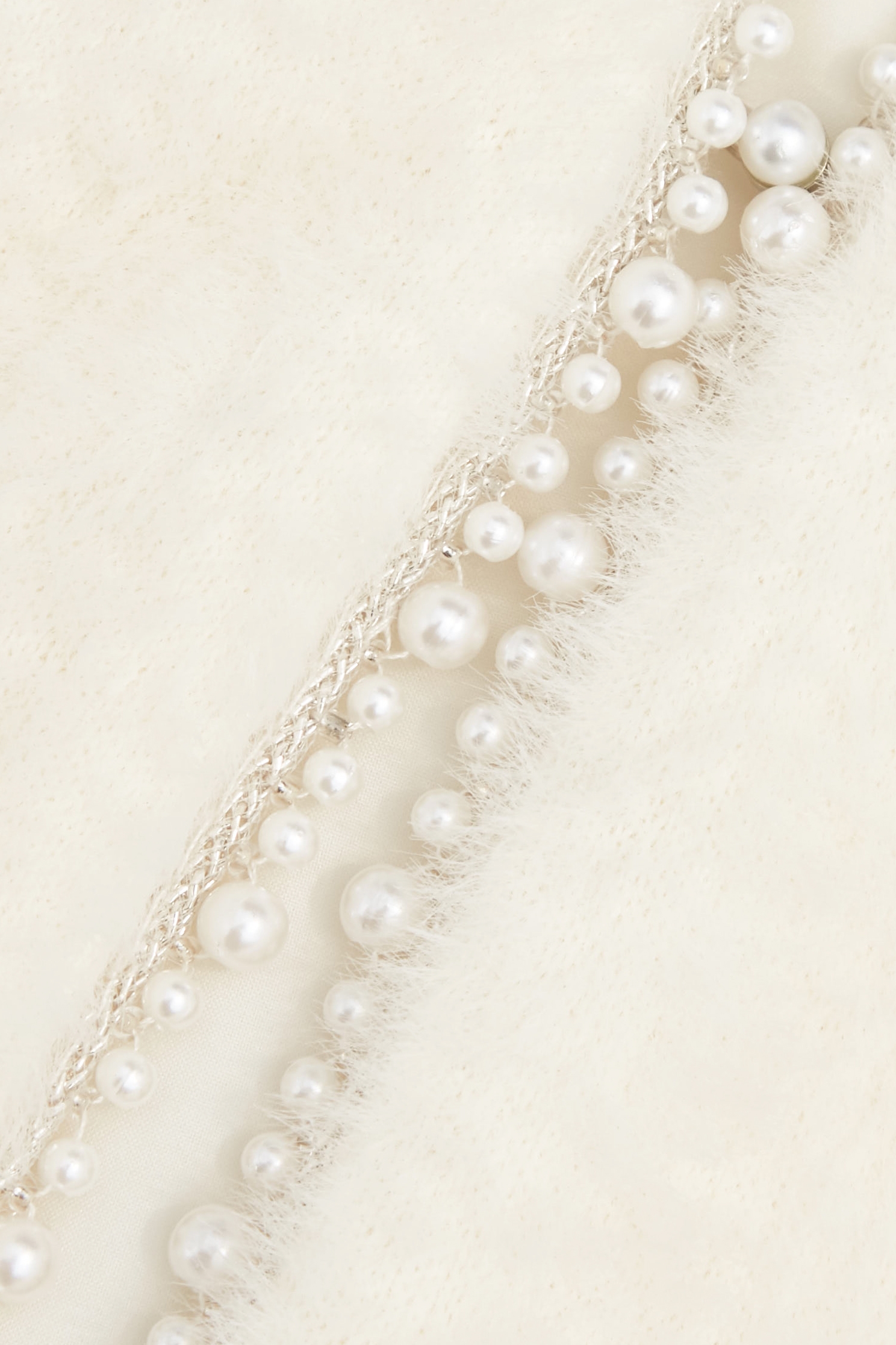 V-neck Fleece VestV-neck Fleece Vest,sleeveless tops,pearl,White tops,Season (AW) Look,sleeveless tops,Knitted,Knitted tops