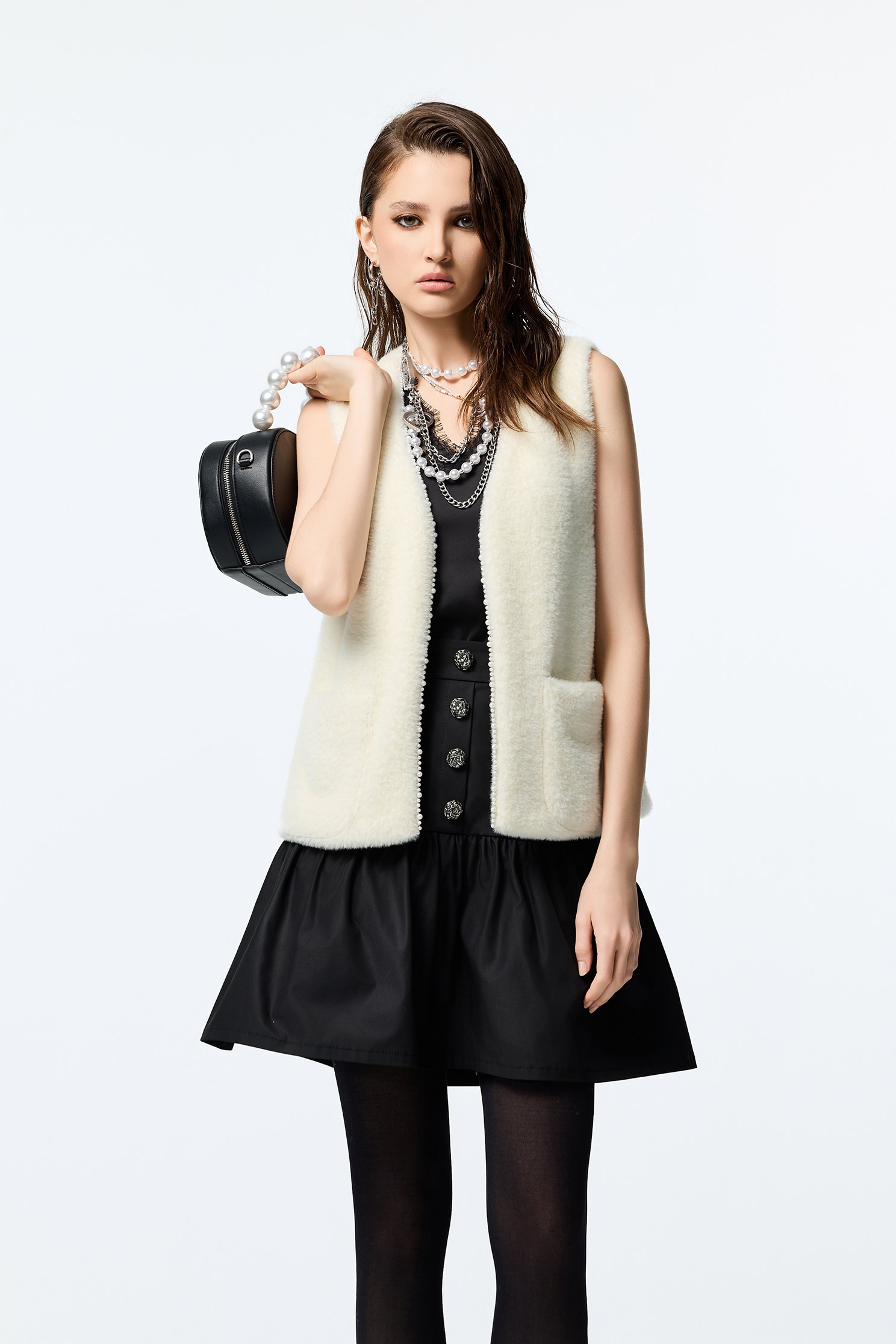 V-neck Fleece VestV-neck Fleece Vest,sleeveless tops,pearl,White tops,Season (AW) Look,sleeveless tops,Knitted,Knitted tops