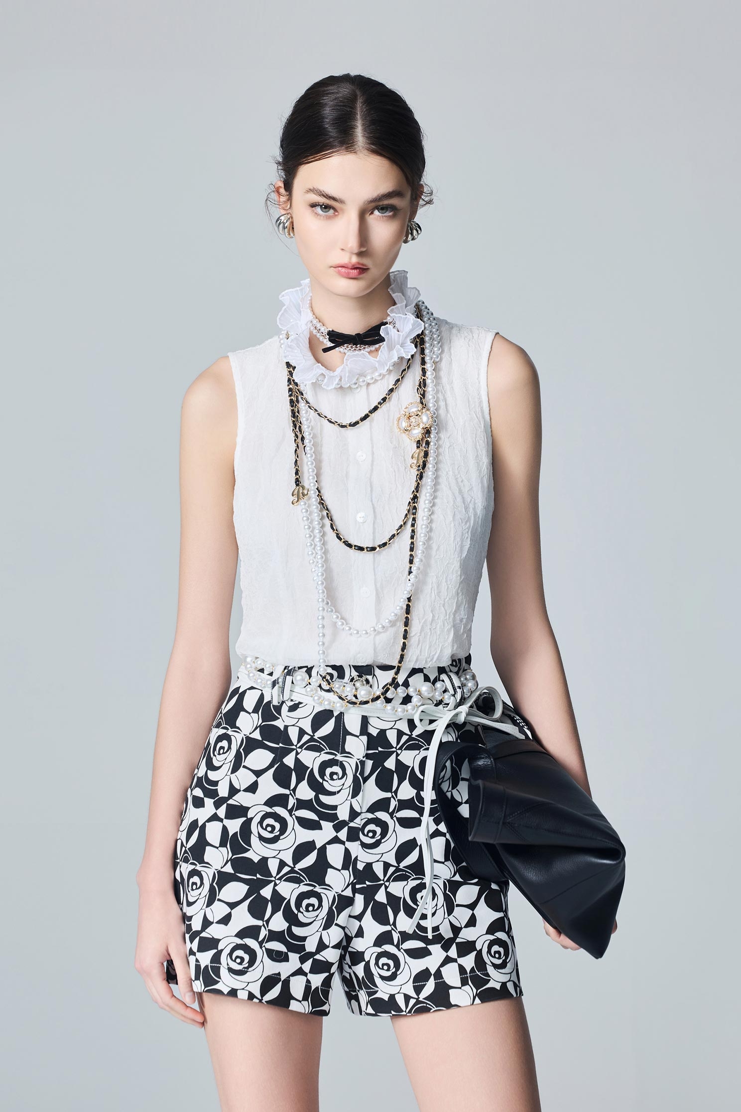 Pleated Ruffle Collar White VestPleated Ruffle Collar White Vest,sleeveless tops,White tops,Season (AW) Look,sleeveless tops,Chiffon