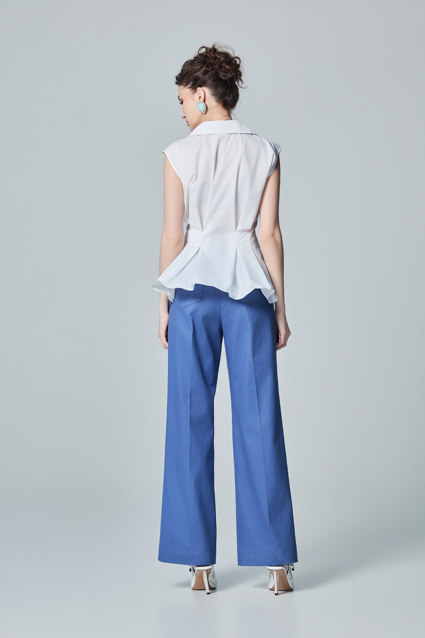 Fitted Mid Length VestFitted Mid Length Vest,sleeveless tops,Tops,White tops,Season (AW) Look,sleeveless tops
