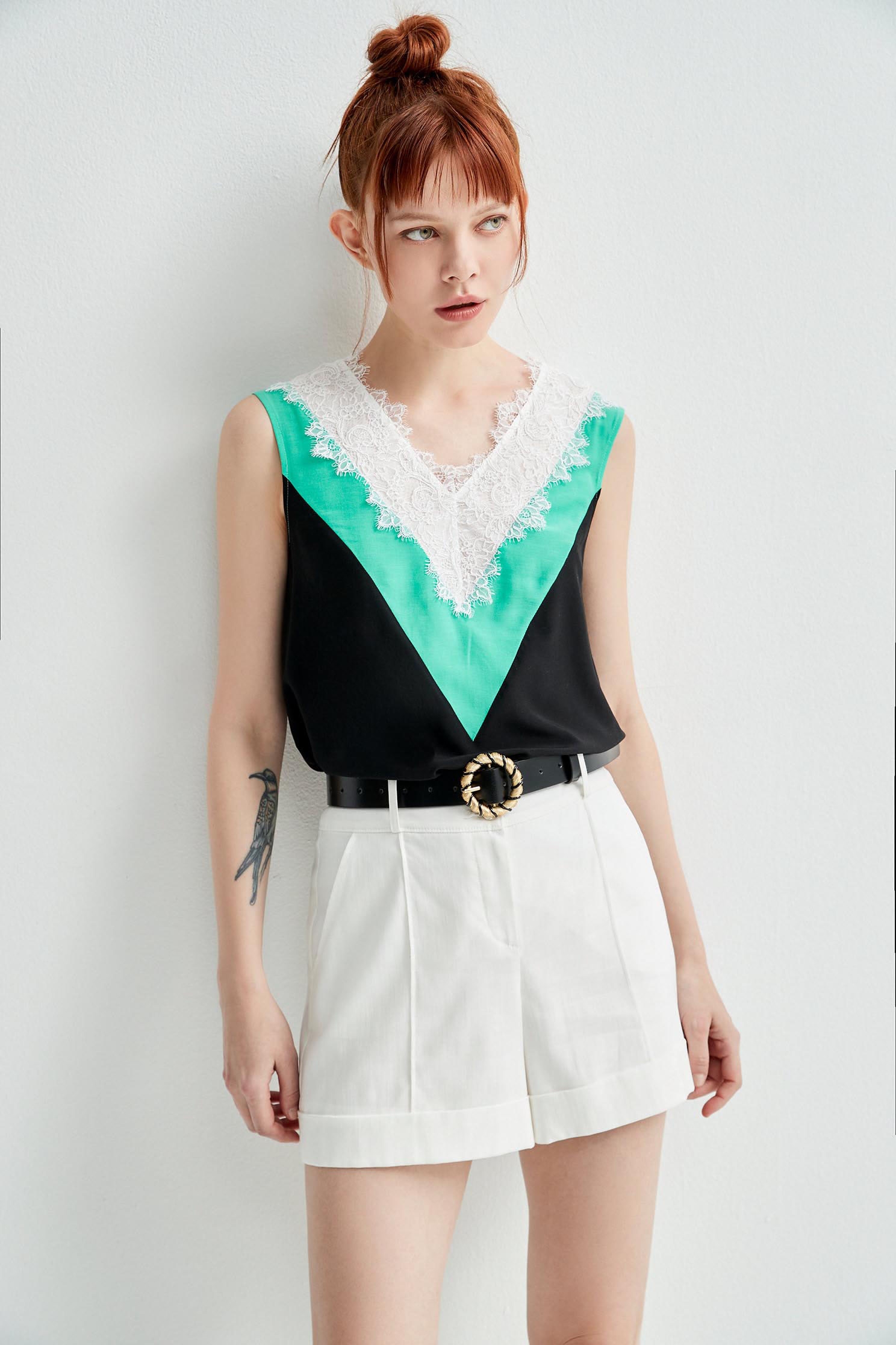 Colour Block Lace Detail VestOlive leaf color lace sleeveless top,sleeveless tops,Tops,Season (SS) Look,sleeveless tops,Lace,Lace tops