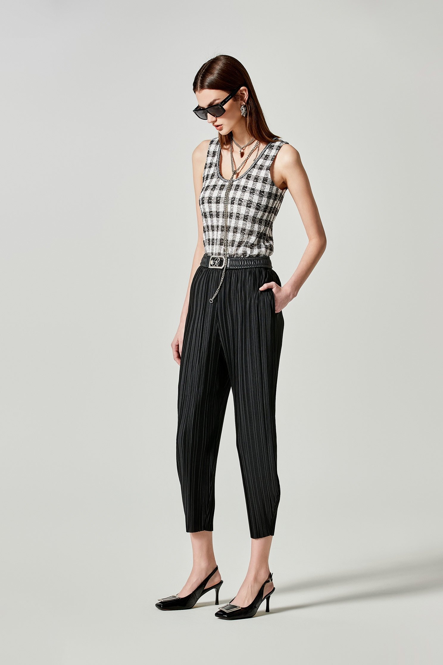 U-neckline Checkered Tank TopU-neckline Checkered Tank Top,sleeveless tops,Tops,Season (SS) Look,Plaid,sleeveless tops,Lace