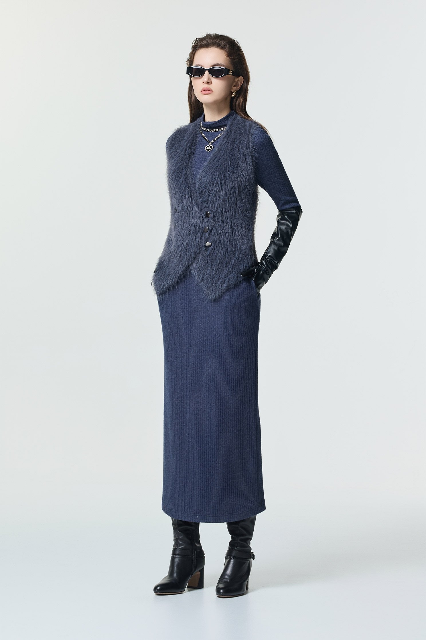 V-neck Faux Fur Blue VestV-neck Faux Fur Blue Vest,Jackets,sleeveless tops,Outerwear,Season (AW) Look,sleeveless tops,Knitted,Knitted tops