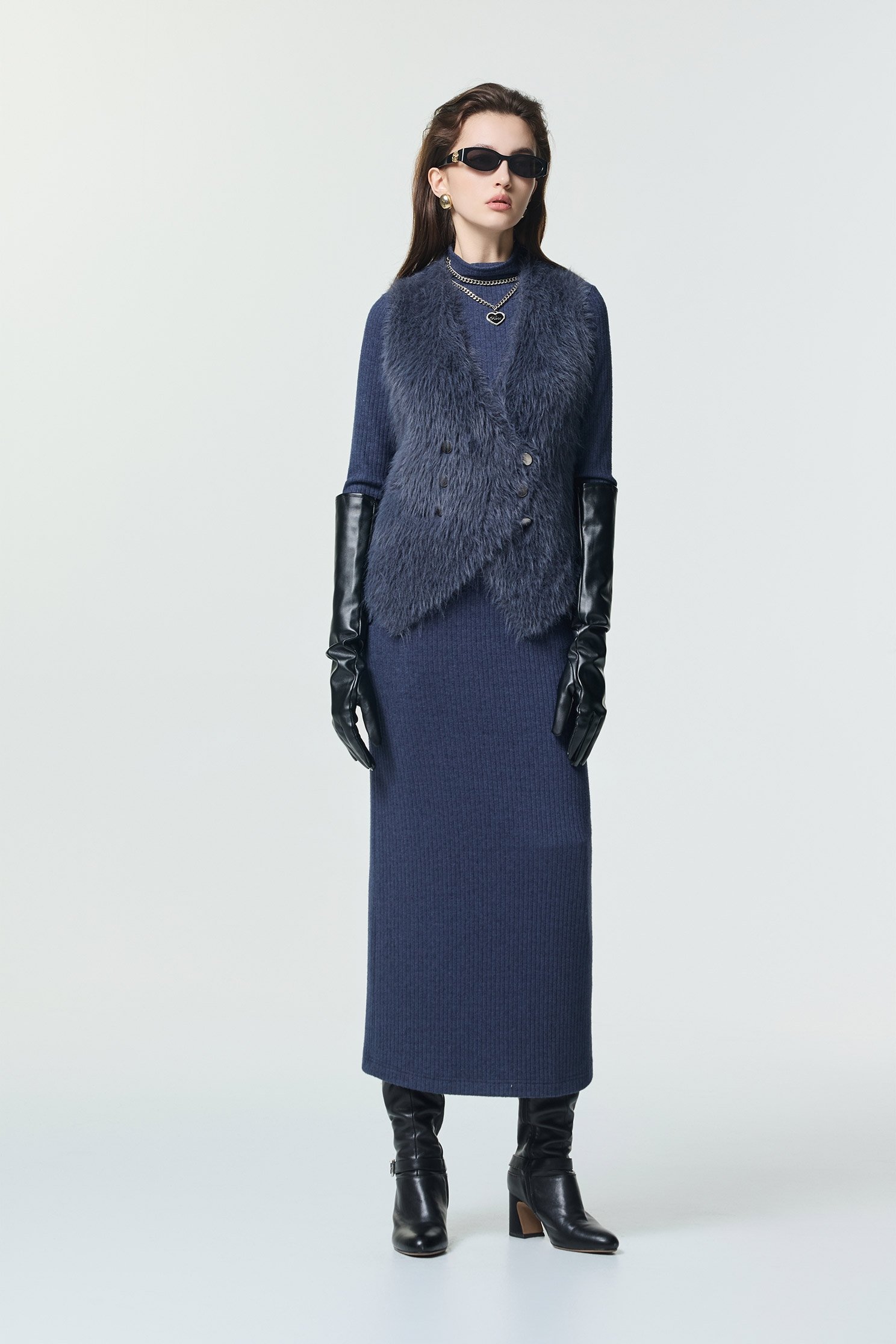 V-neck Faux Fur Blue VestV-neck Faux Fur Blue Vest,Jackets,sleeveless tops,Outerwear,Season (AW) Look,sleeveless tops,Knitted,Knitted tops