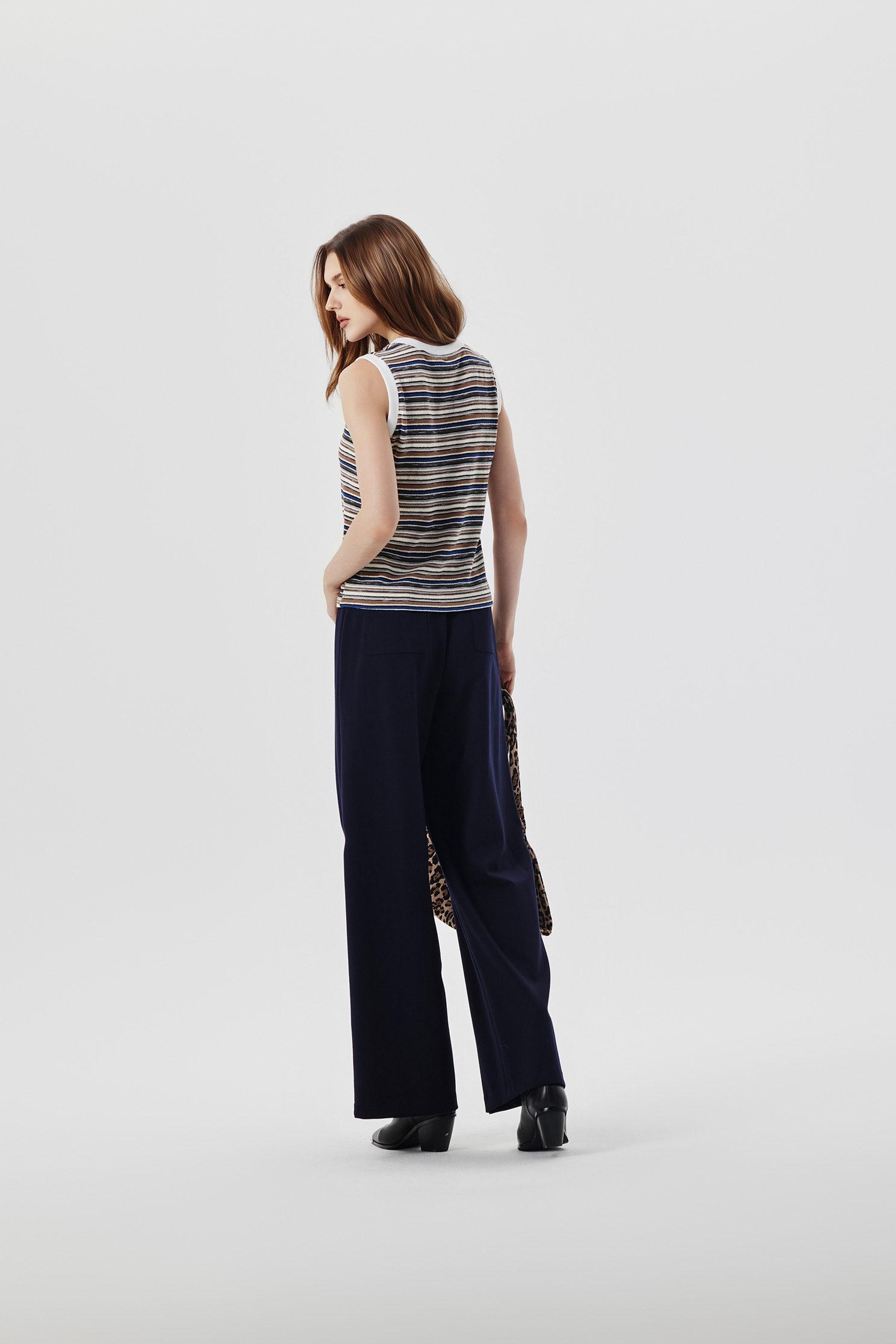 Caramel Navy Stripe Contrast V-neck VestCaramel Navy Stripe Contrast V-neck Vest,sleeveless tops,Tops,Season (SS) Look,Stripe,sleeveless tops