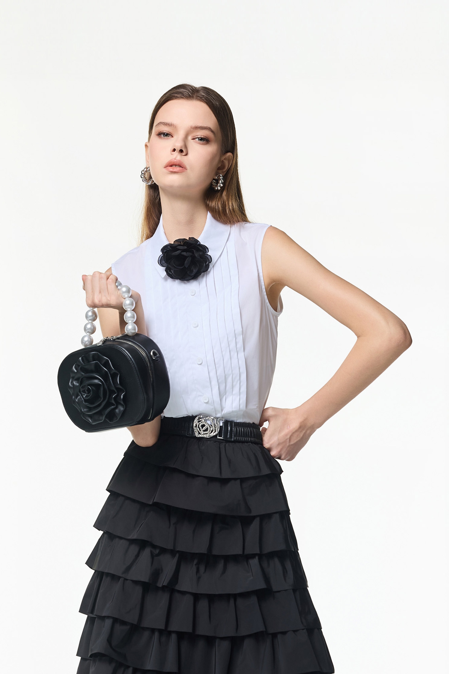 Black Floral Brooch Pleated Detail VestBlack Floral Brooch Pleated Detail Vest,sleeveless tops,Office Looks,Season (SS) Look,sleeveless tops,blossoms,Blouses