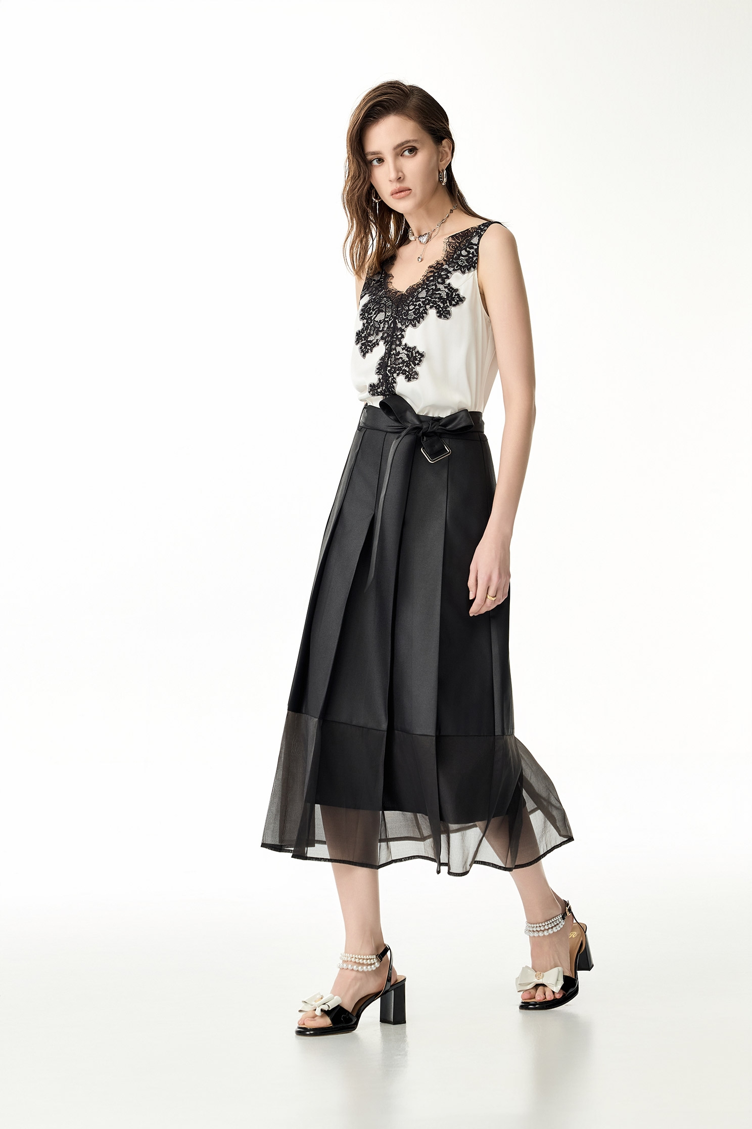 Contrast Lace Detail Tank TopContrast Lace Detail Tank Top,sleeveless tops,Tops,Season (SS) Look,sleeveless tops,Lace