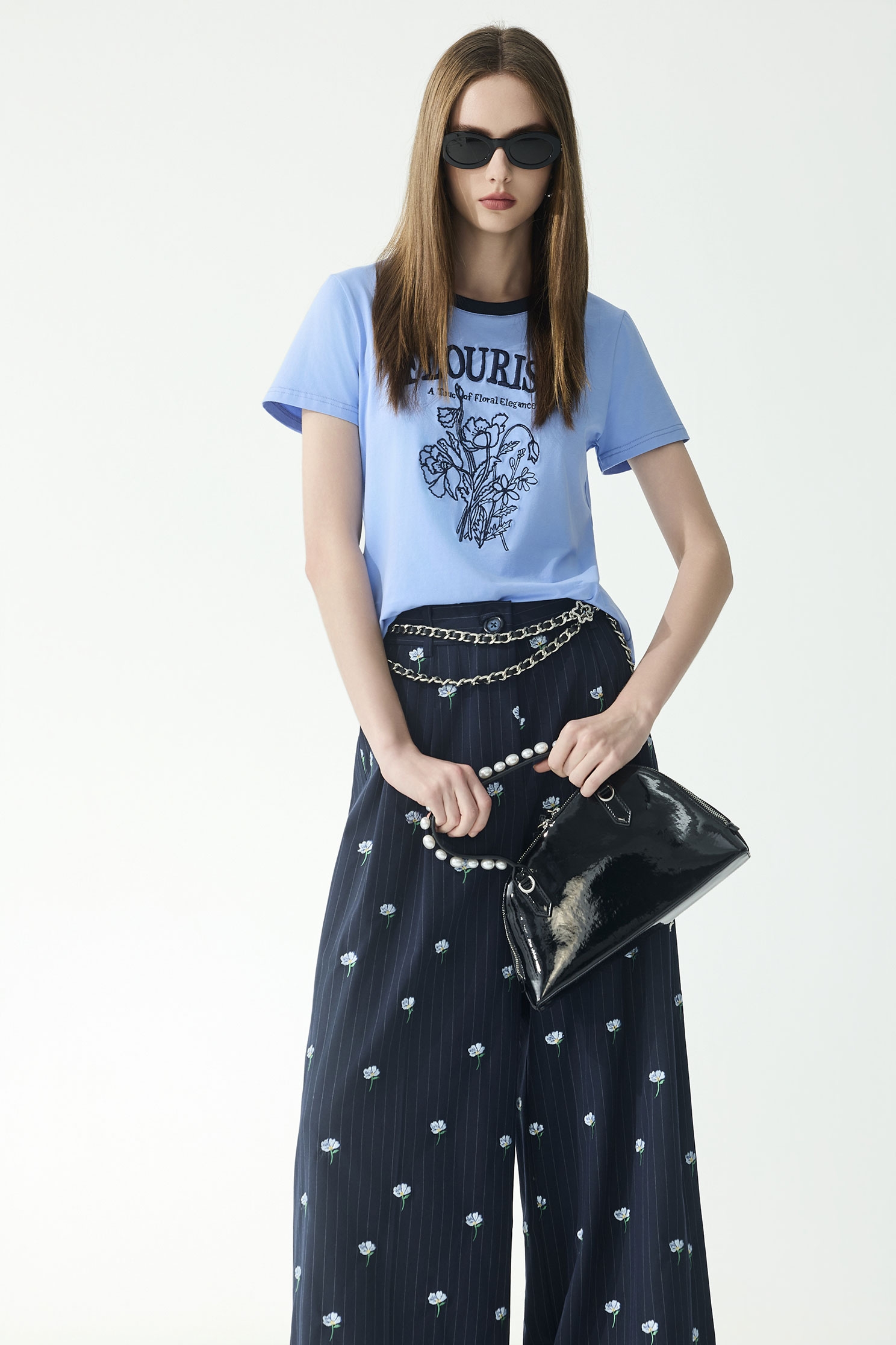 Embroidery Graphic Short Sleeve TeeEmbroidery Graphic Short Sleeve Tee,Tops,Embroidered,Season (SS) Look