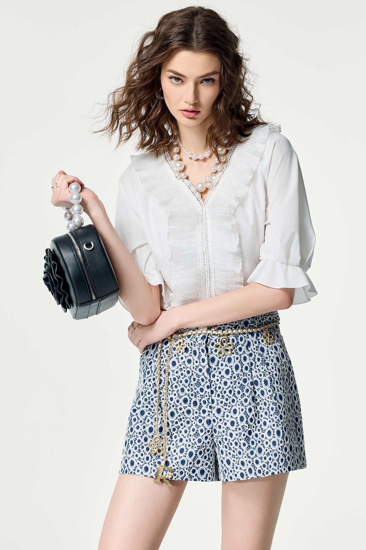 Ruffle Detail V-neck TopRuffle Detail V-neck Top,V-Neck T shirts,Office Looks,Tops,Season (SS) Look,Valentine,Lace,Lace tops