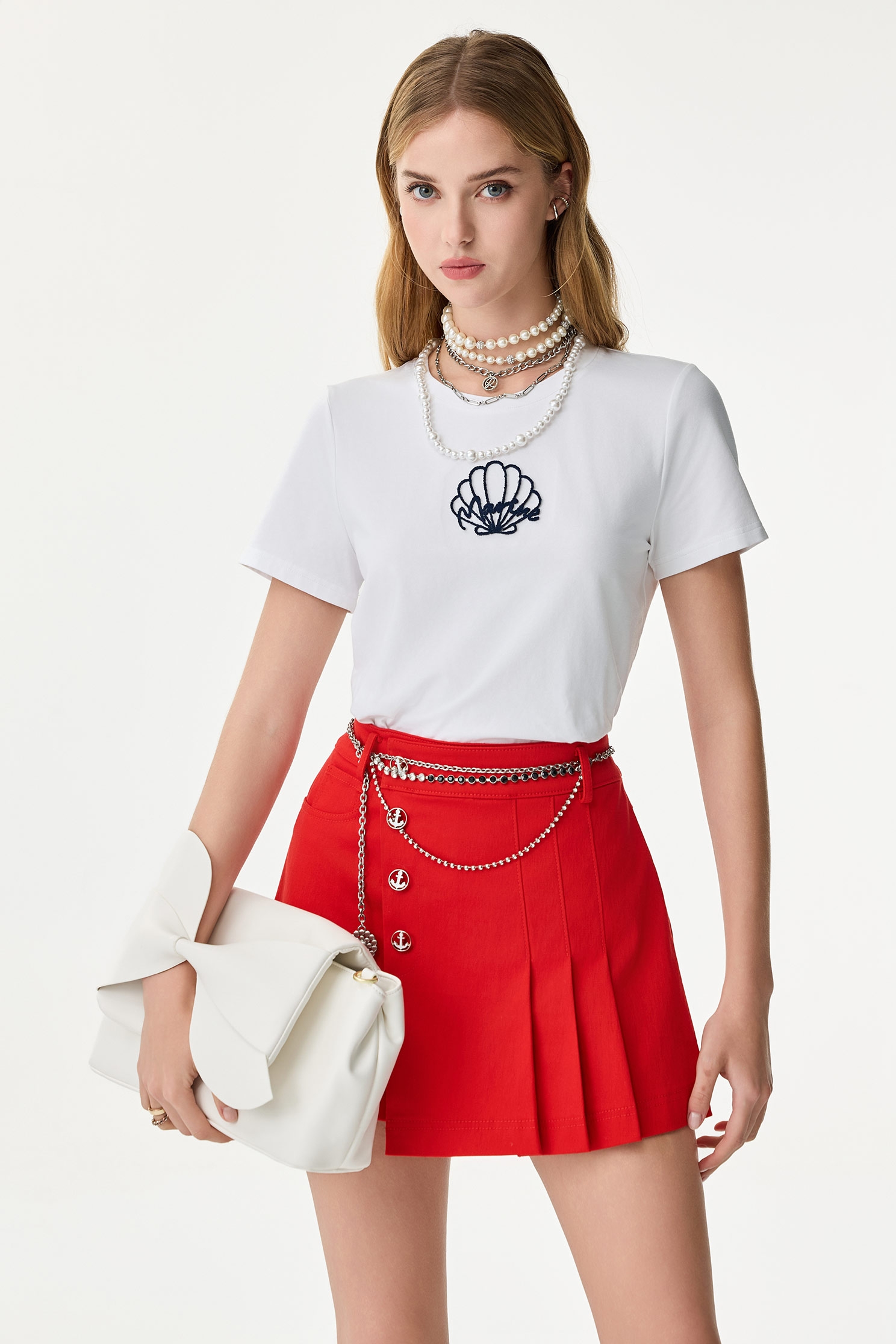 Shell Graphic Embroidery White TeeShell Graphic Embroidery White Tee,T-shirts,T-shirts,Tops,Season (SS) Look,Valentine,Cotton