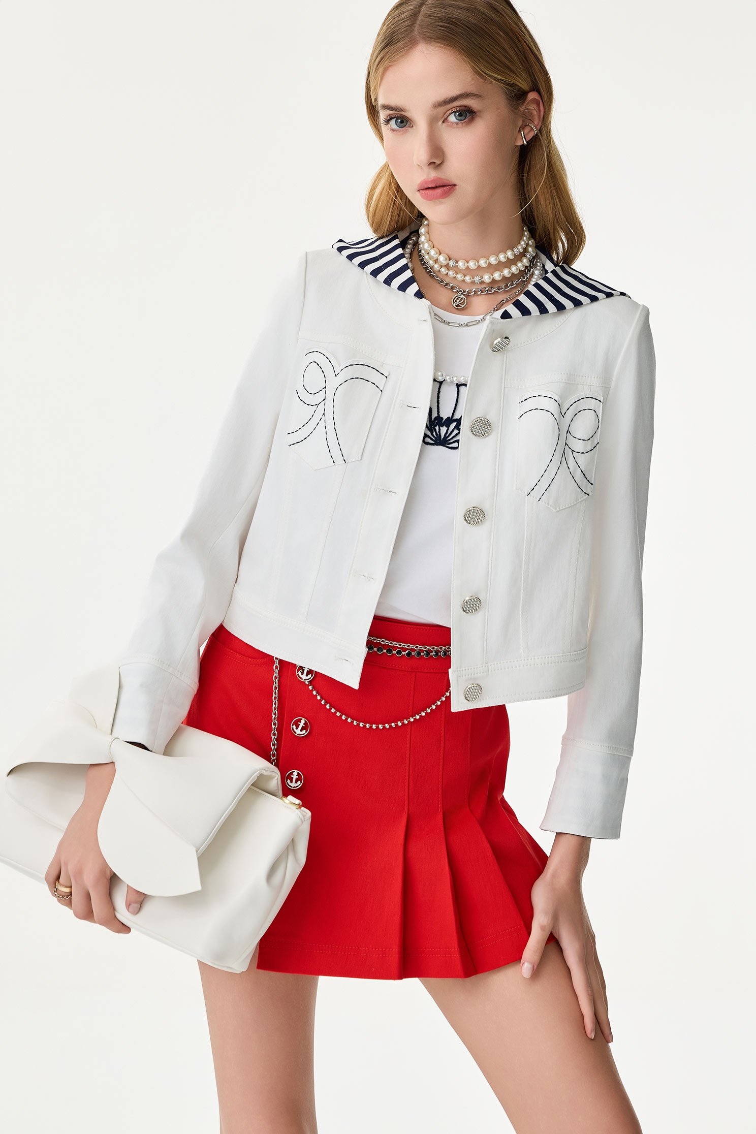 Shell Graphic Embroidery White TeeShell Graphic Embroidery White Tee,T-shirts,T-shirts,Tops,Season (SS) Look,Valentine,Cotton