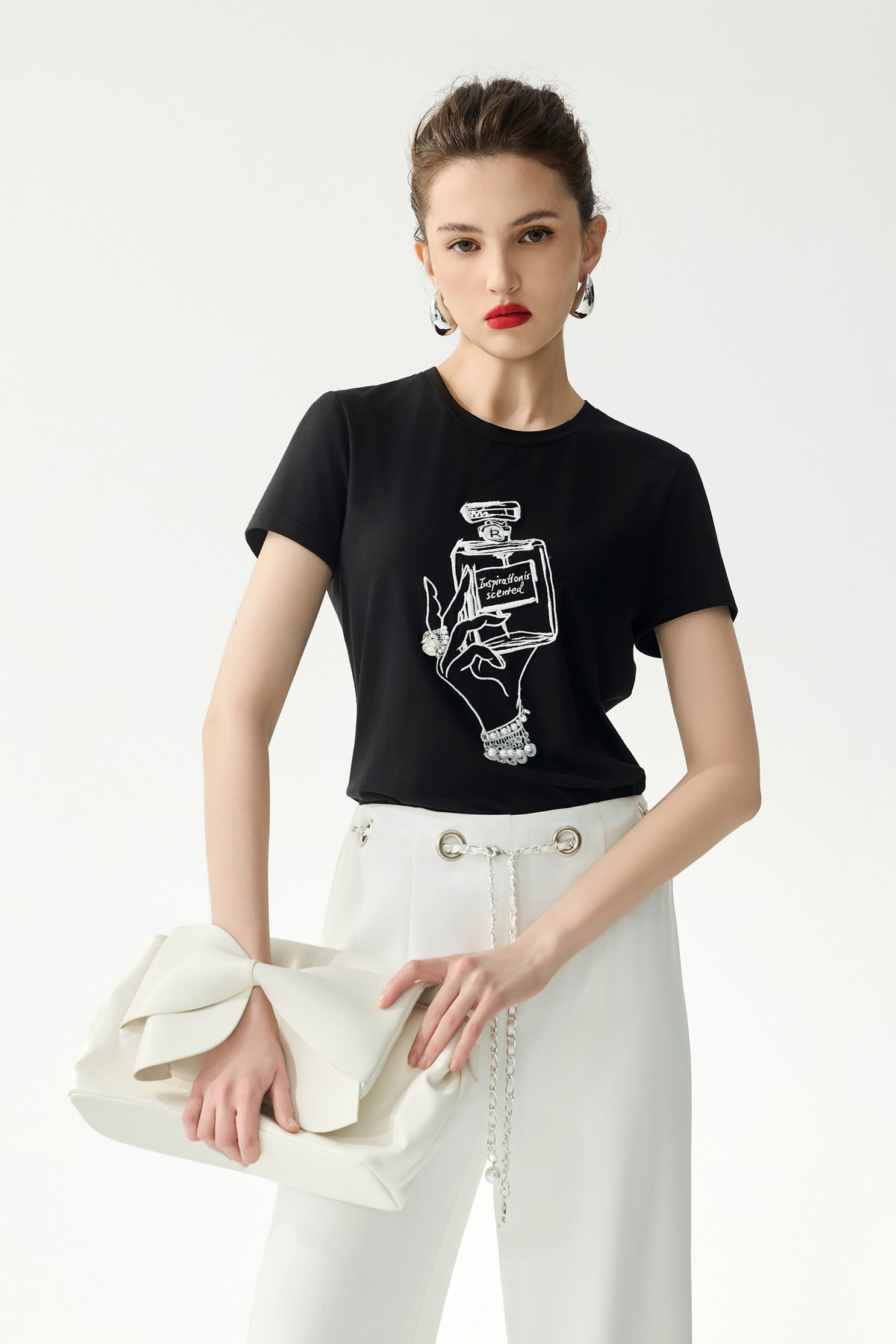 Front Embroidery Graphic TeeFront Embroidery Graphic Tee,Tops,Season (SS) Look,pearl,White tops,Cotton,Embroidered,black tops