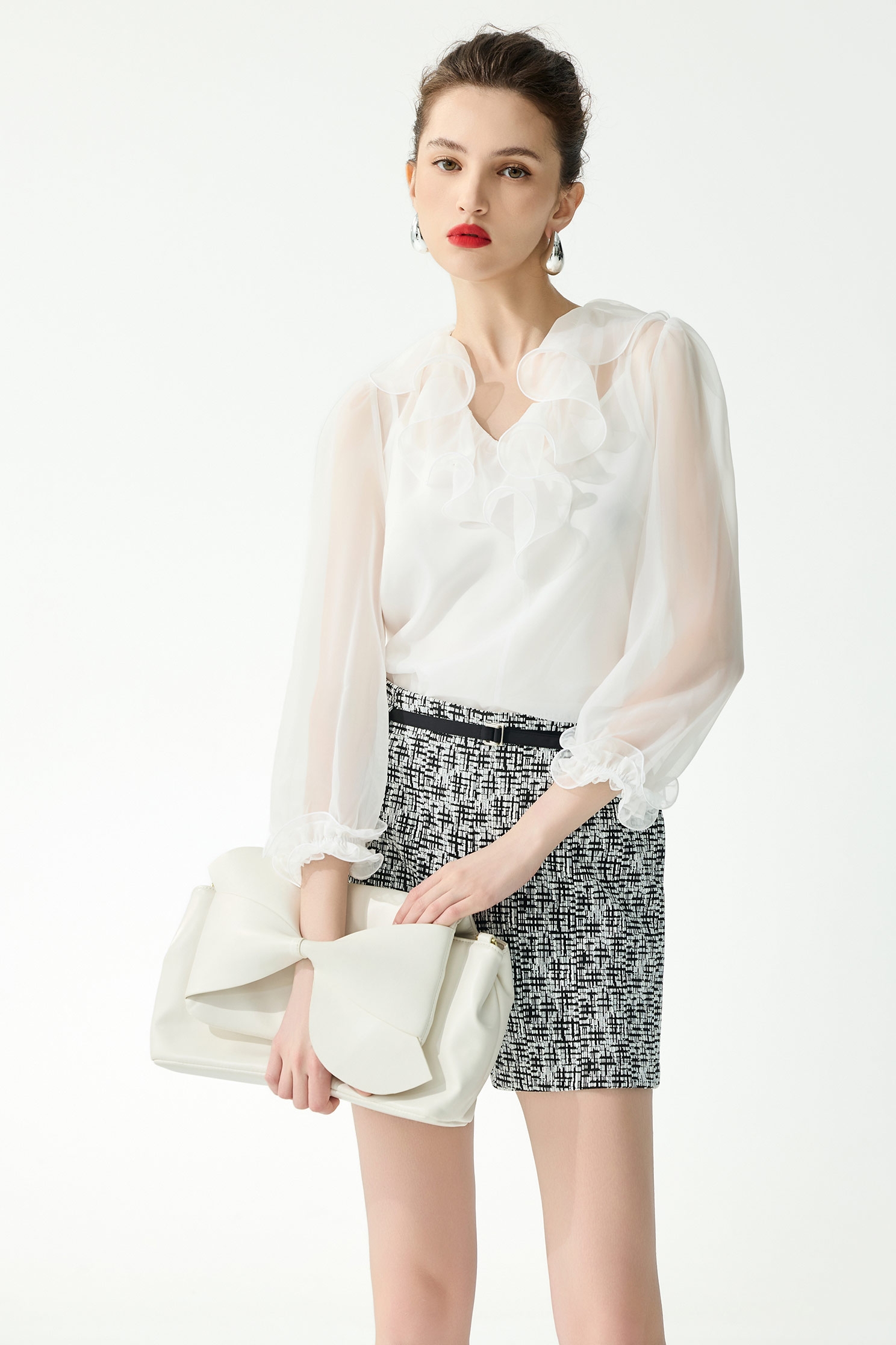 Ruffle Neckline Chiffon TopRuffle Neckline Chiffon Top,Tops,Under shirts,Season (SS) Look,White tops,Chiffon