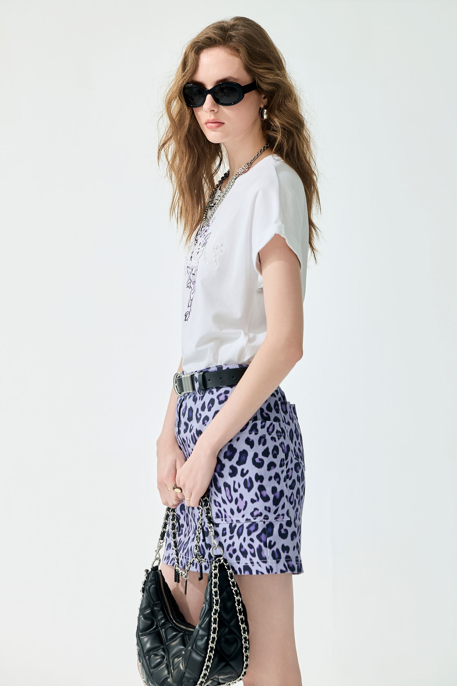Leopard Embroidery Graphic Short Sleeve TeeLeopard Embroidery Graphic Short Sleeve Tee,T-shirts,Tops,Embroidered,Season (SS) Look,White tops,Cotton