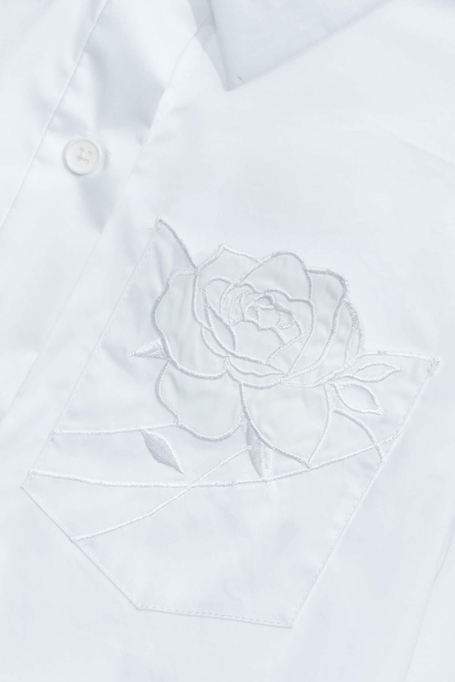 3-D Floral Detail Short Sleeve Tee,Tops,Season (SS) Look,Back To Classic,blossoms,Back To B/W