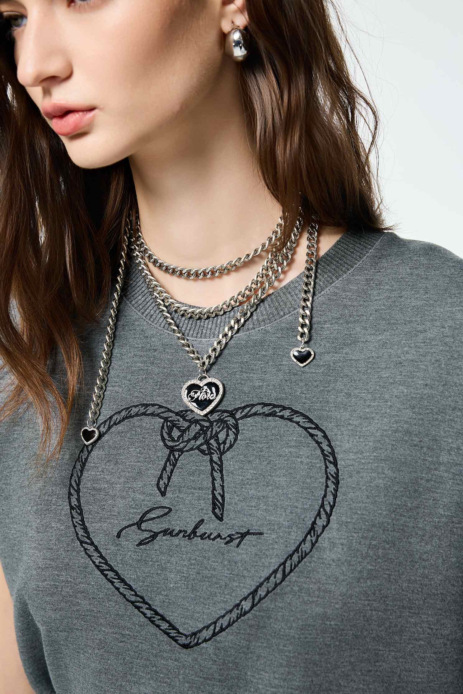 Heart Embroidery Graphic Grey TeeHeart Embroidery Graphic Grey Tee,T-shirts,Tops,Season (SS) Look,Embroidered,Urban Fashion