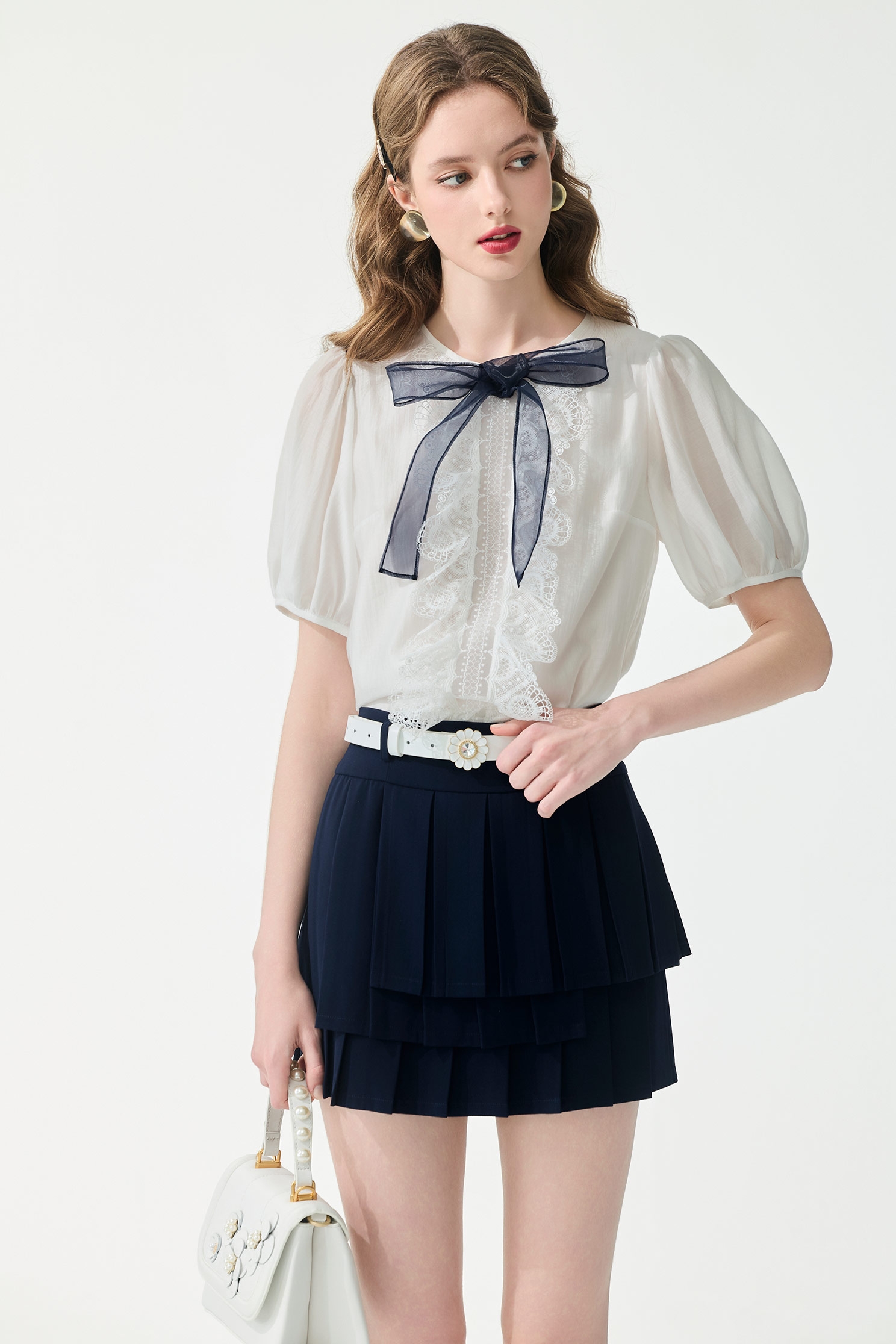 Contrast Bow Short Sleeve TopContrast Bow Short Sleeve Top,Tops,Season (SS) Look,White tops,Lace,bows
