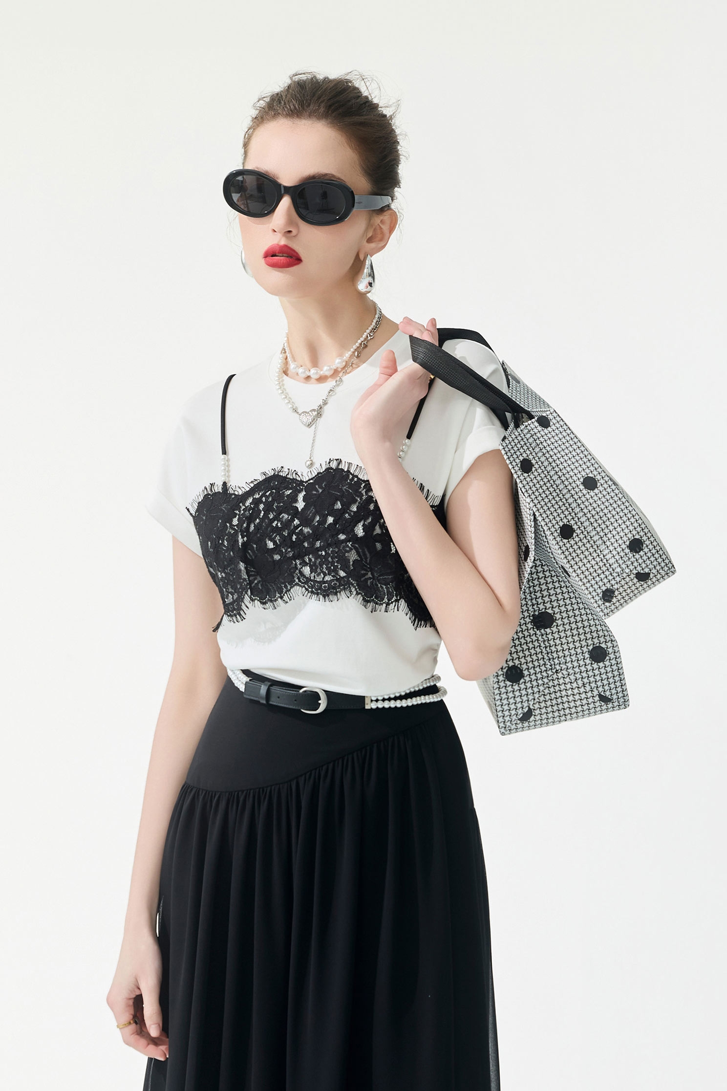 Contrast Lace Detail Fake Two Piece TeeContrast Lace Detail Fake Two Piece Tee,Tops,Season (SS) Look,pearl,White tops,Lace