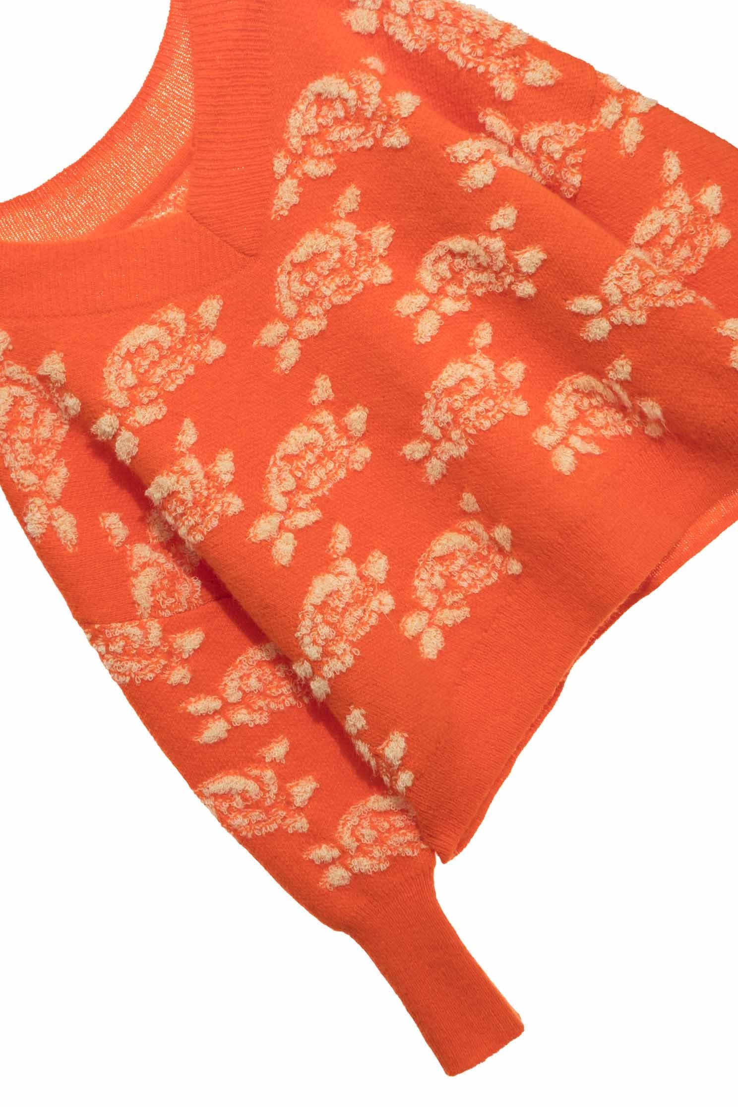 Oversize Orange Knit Top With Contrast Floral PatternKnit top with cloud wavy design,Tops,Season (SS) Look,Valentine,upperclass,Knitted,Knitted tops,Knitted tops,Lucky Red