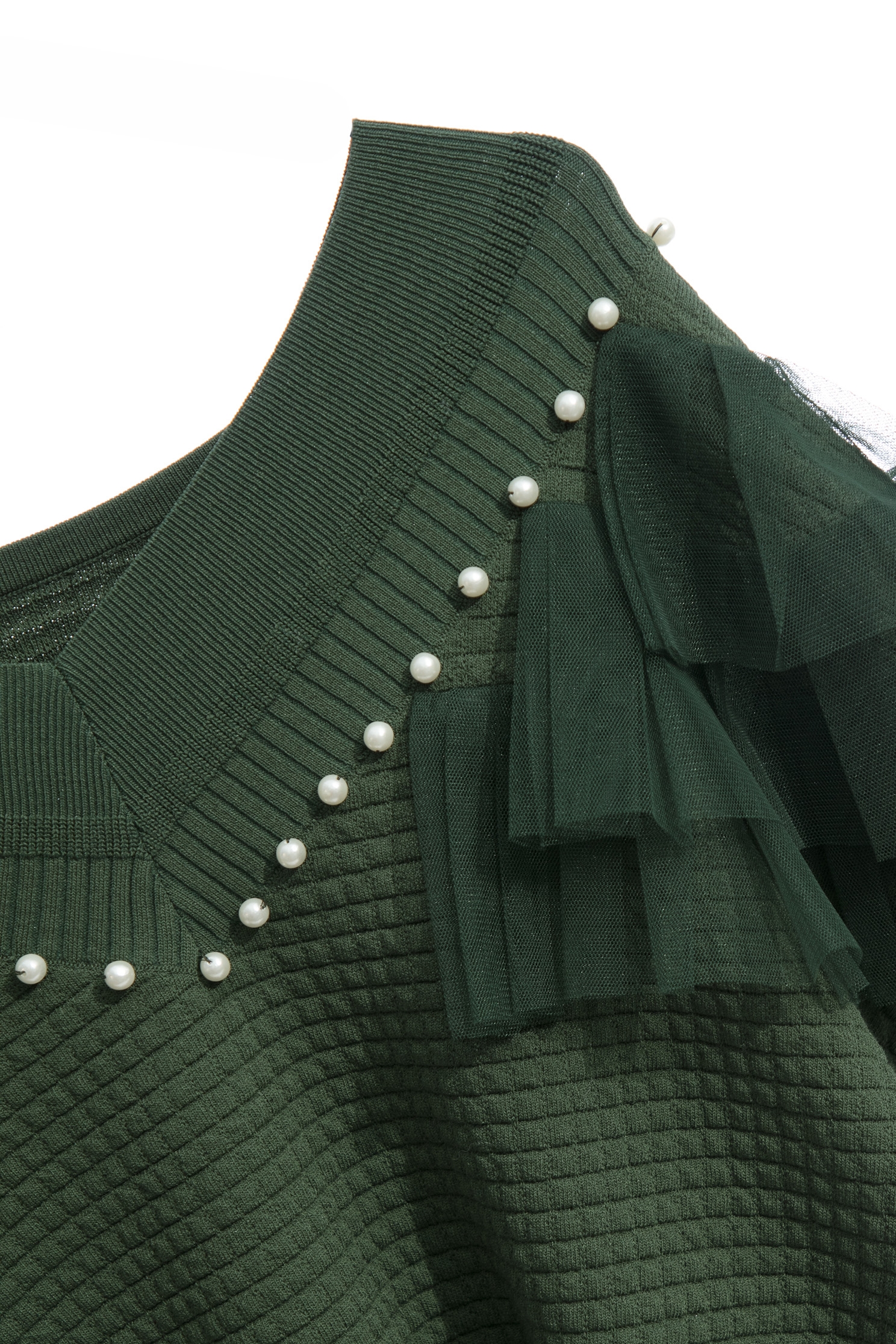 V-neck Knit Top With Pearl AppliqueV-neck Knit Top With Pearl Applique,Tops,Plaid,pearl,Season (AW) Look,Mesh fabric,Knitted,Knitted tops