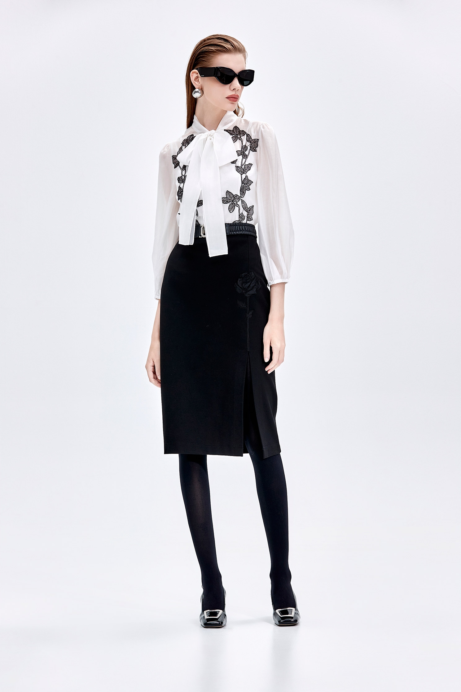 Contrast Floral Lace Bow Collar BlouseContrast Floral Lace Bow Collar Blouse,Tops,Season (AW) Look,Lace