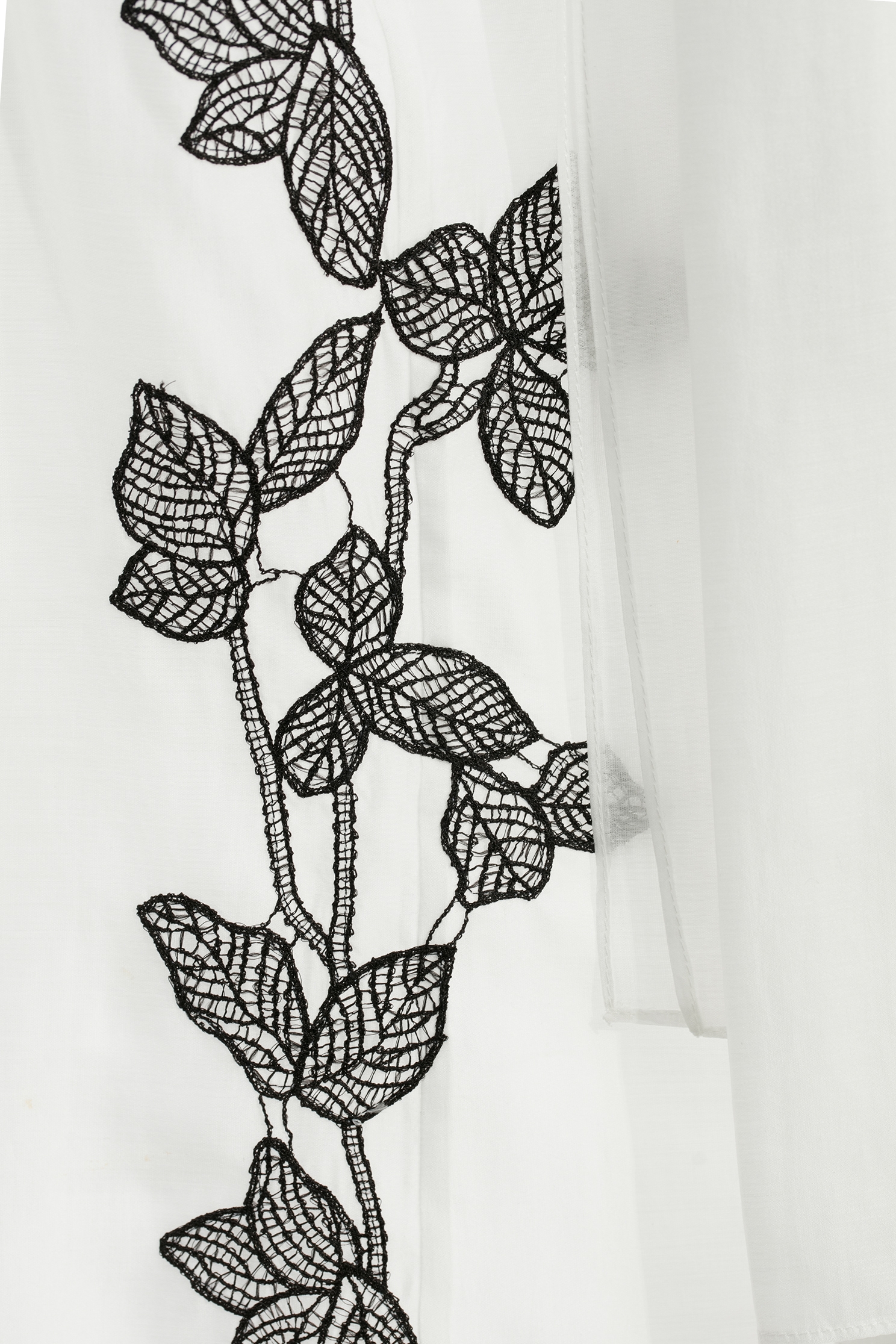 Contrast Floral Lace Bow Collar BlouseContrast Floral Lace Bow Collar Blouse,Tops,Season (AW) Look,Lace