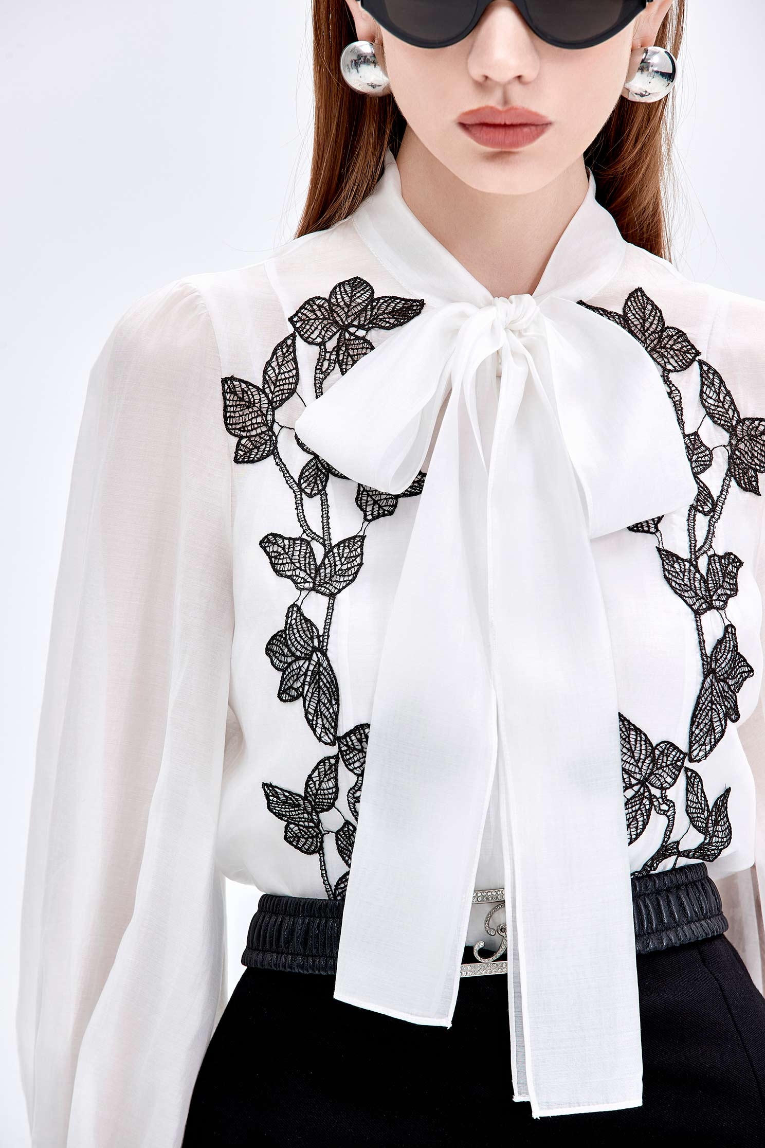 Contrast Floral Lace Bow Collar BlouseContrast Floral Lace Bow Collar Blouse,Tops,Season (AW) Look,Lace