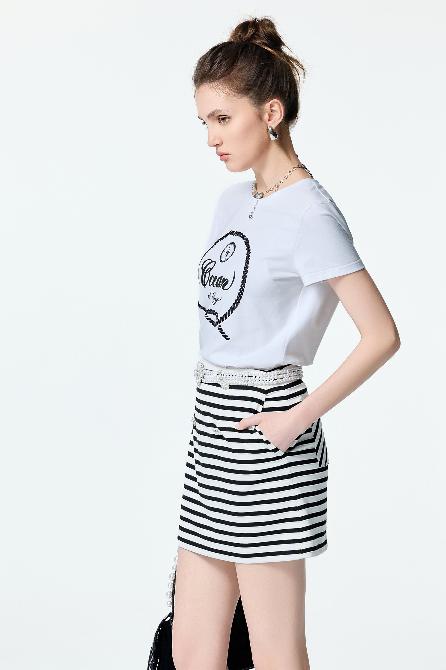 Slogan Short Sleeve TeeSlogan Short Sleeve Tee,Tops,Season (SS) Look,White tops,Cotton,Embroidered,Back To Classic,Back To B/W