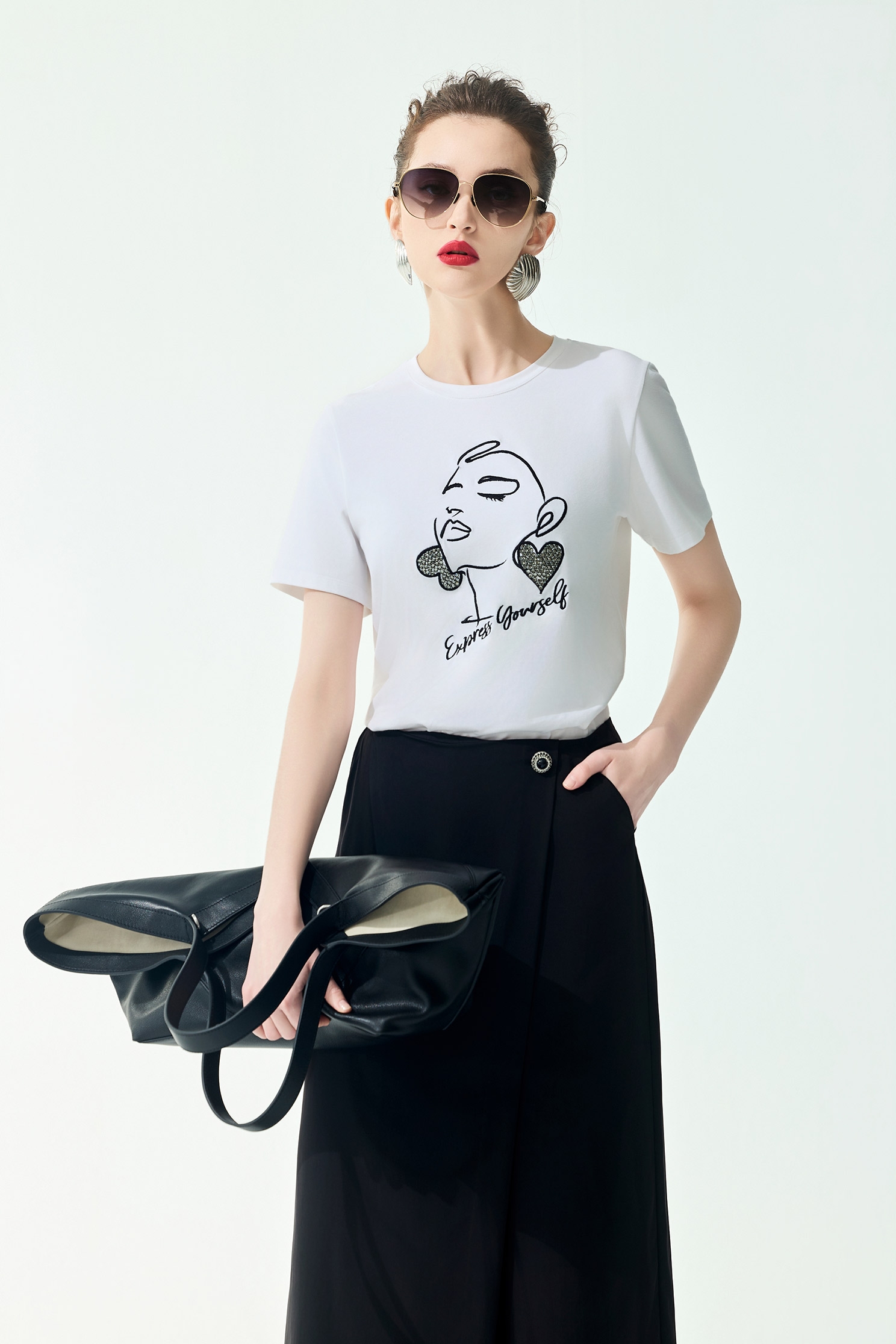 Figure Graphic Short Sleeve TeeFigure Graphic Short Sleeve Tee,Tops,Season (SS) Look,White tops,Cotton,Embroidered
