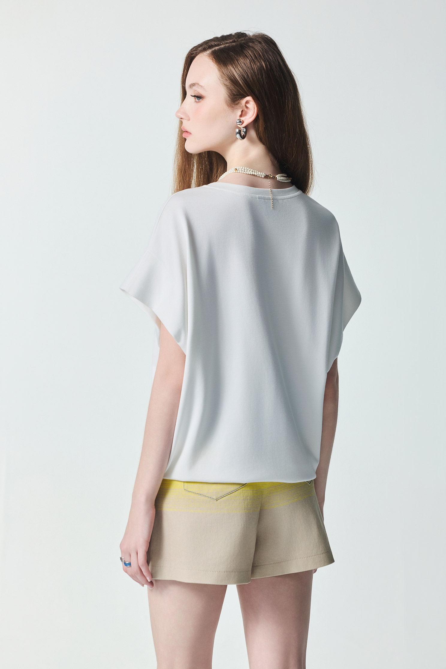R Logo Minimalist Batwing Sleeve TeeR Logo Minimalist Batwing Sleeve Tee,Jackets,sleeveless tops,Tops,Outerwear,Season (SS) Look,White tops,sleeveless tops,Knitted