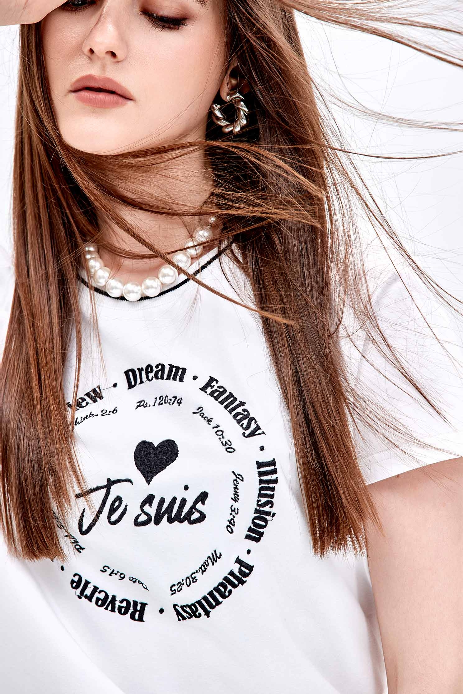 Short Sleeve Front Logo TeeShort Sleeve Front Logo Tee,T-shirts,Season (AW) Look,Cotton,Embroidered