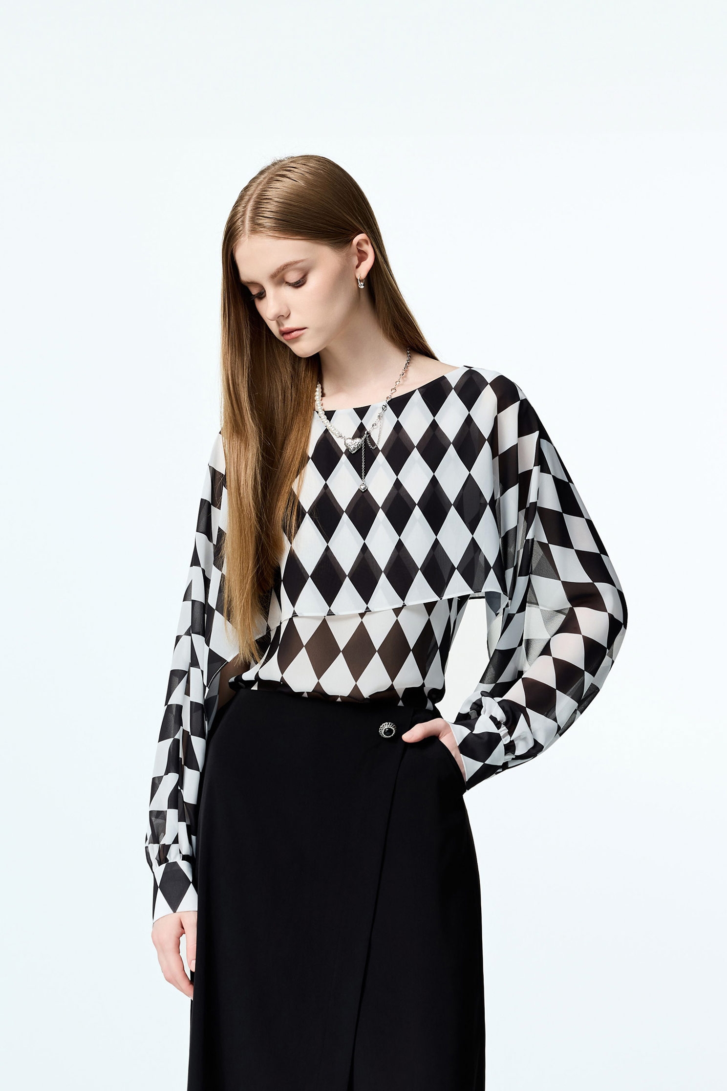 Black White Diamond Print Chiffon Cape BlouseBlack White Diamond Print Chiffon Cape Blouse,Tops,Plaid,Season (AW) Look,Chiffon