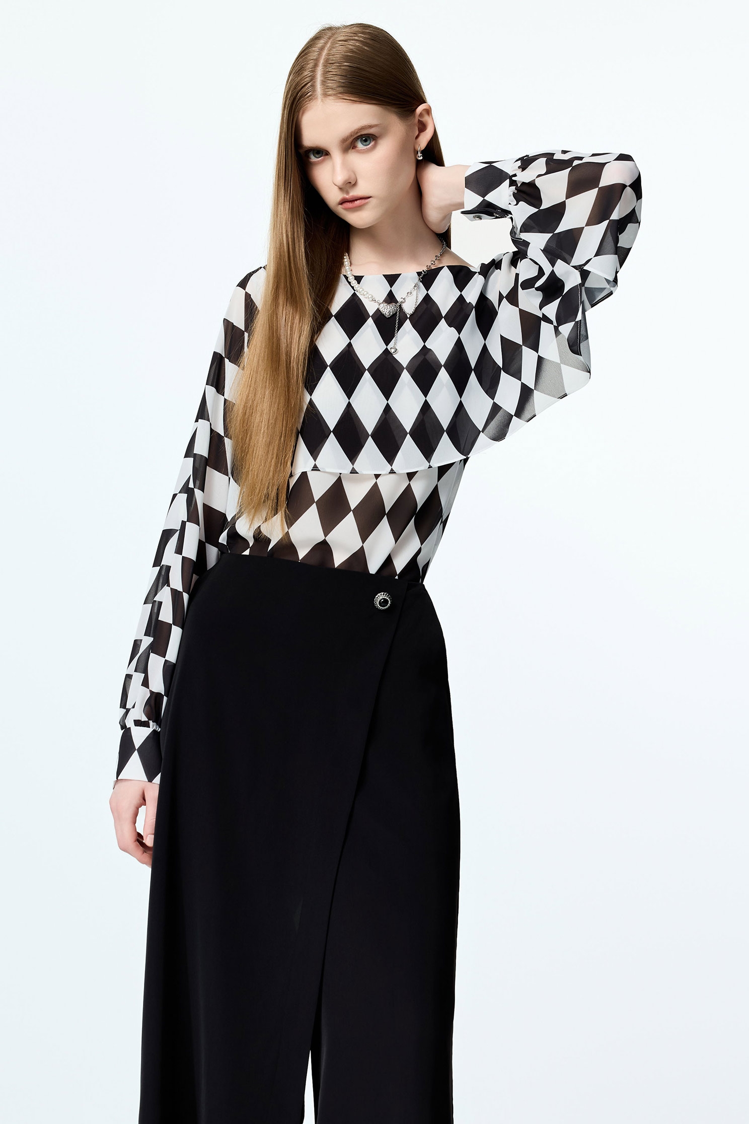 Black White Diamond Print Chiffon Cape BlouseBlack White Diamond Print Chiffon Cape Blouse,Tops,Plaid,Season (AW) Look,Chiffon