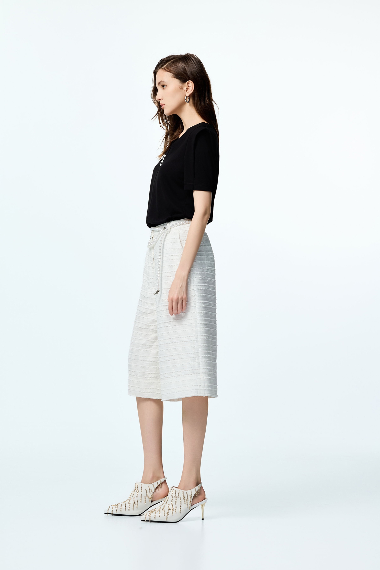 V-neck Pearl Detail Black TopV-neck Pearl Detail Black Top,Tops,pearl,Season (AW) Look,black tops