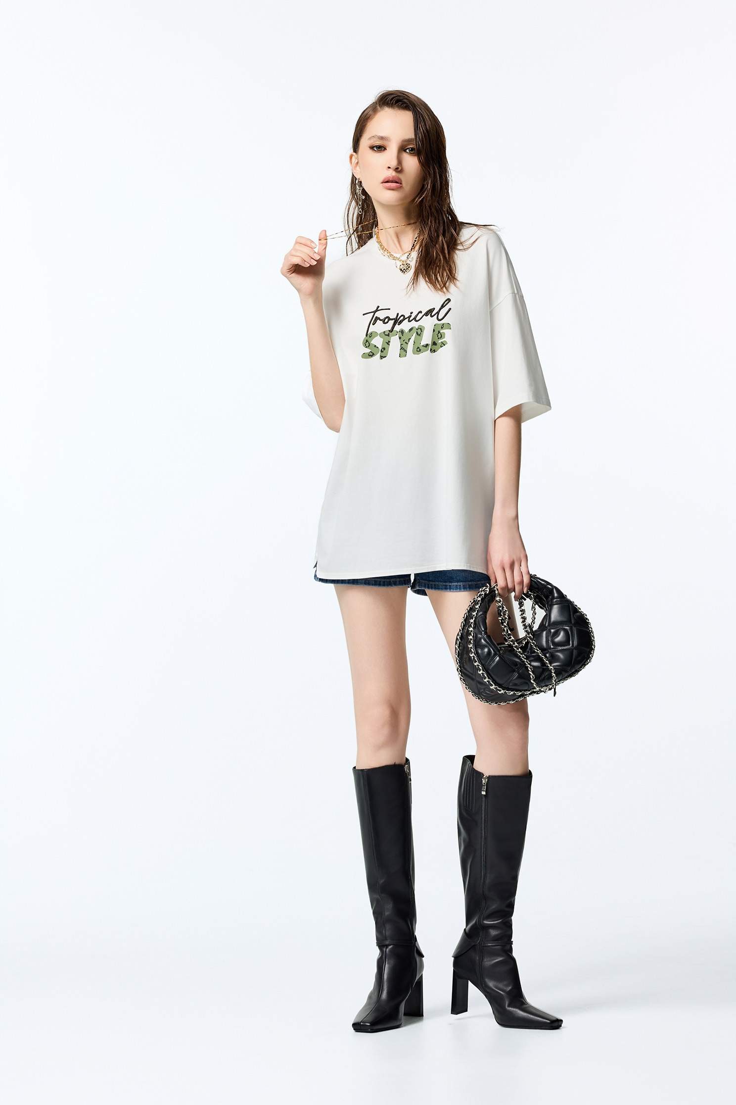 Front Slogan Oversize TeeFront Slogan Oversize Tee,T-shirts,T-shirts,Tops,Embroidered,Season (AW) Look,upperclass