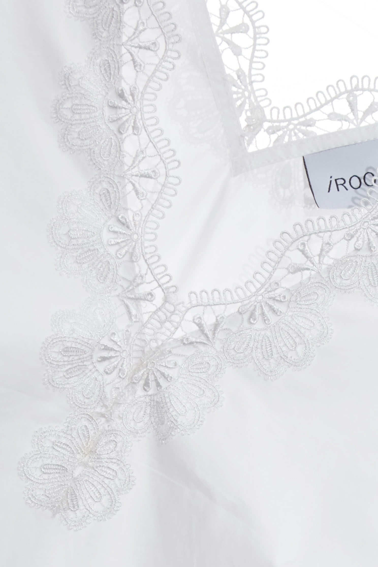 V-neck Lace Detail White TopV-neck Lace Detail White Top,V-Neck T shirts,Tops,Season (AW) Look,Valentine,Lace,Lace tops,upperclass