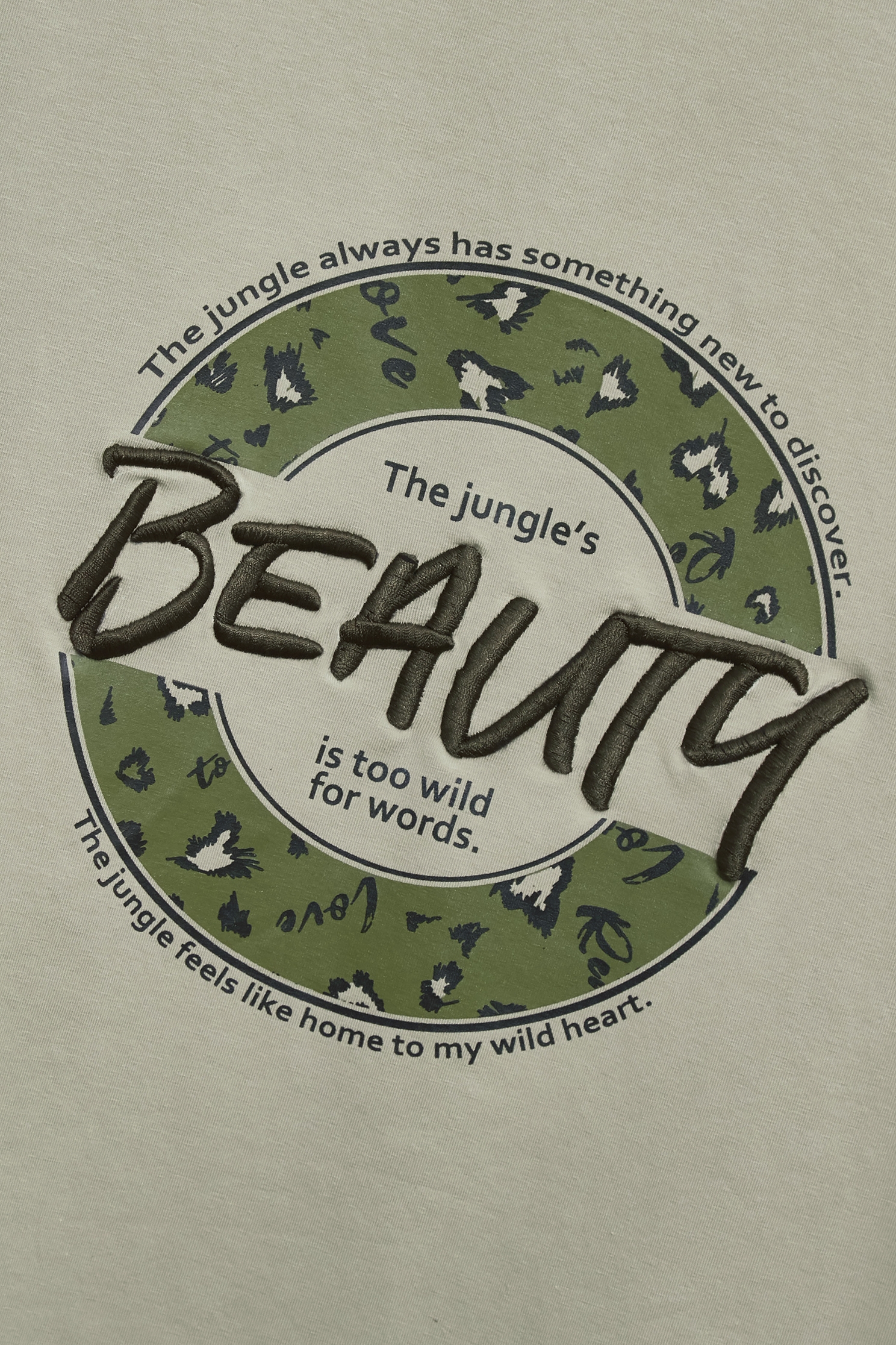 Embroidered Graphic Short Sleeve TeeEmbroidered Graphic Short Sleeve Tee,T-shirts,T-shirts,Tops,Embroidered,Season (AW) Look,upperclass