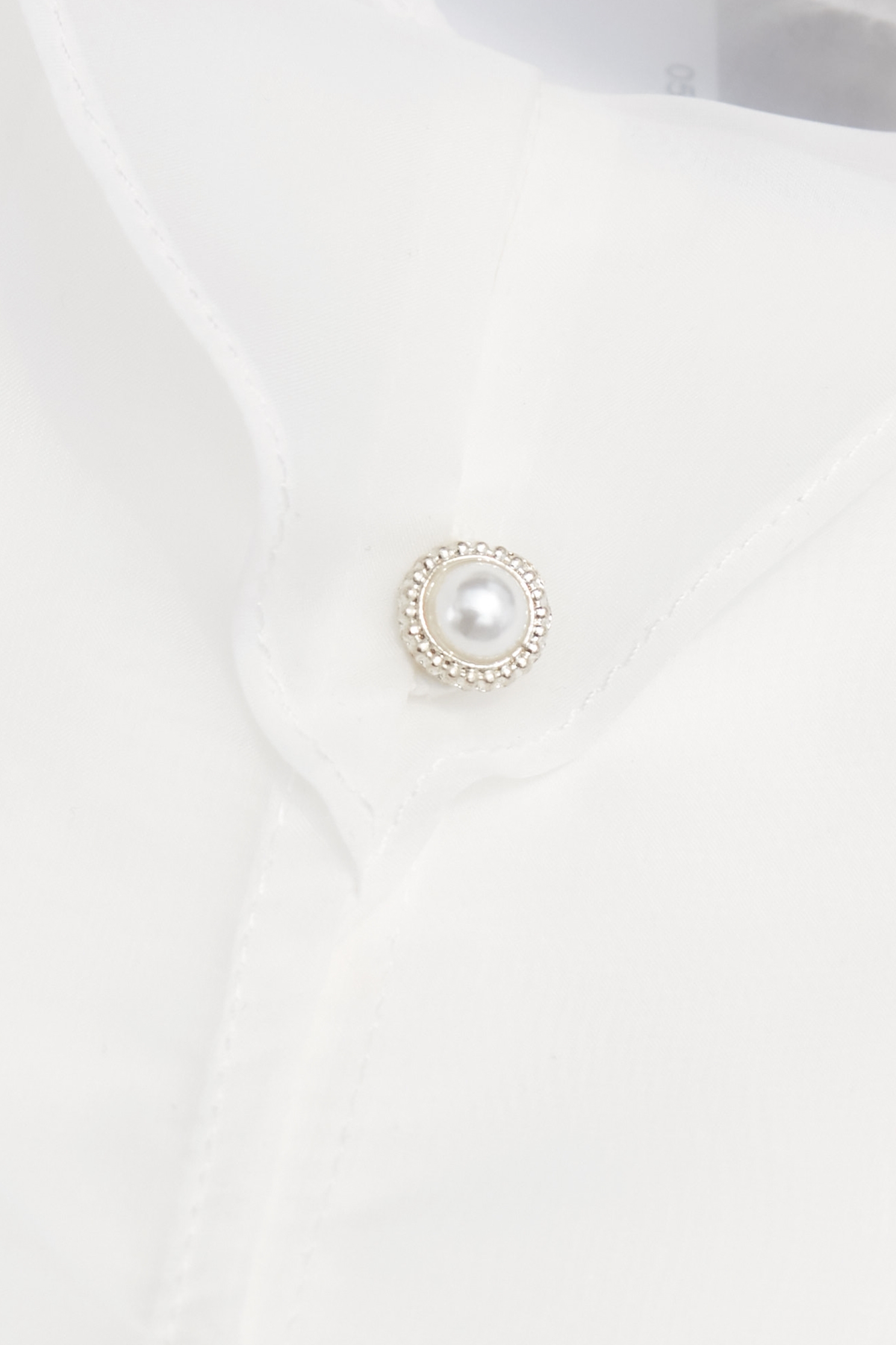V-neck Ruffle Detail Chiffon TopV-neck Ruffle Detail Chiffon Top,Tops,Under shirts,Season (SS) Look,pearl,White tops