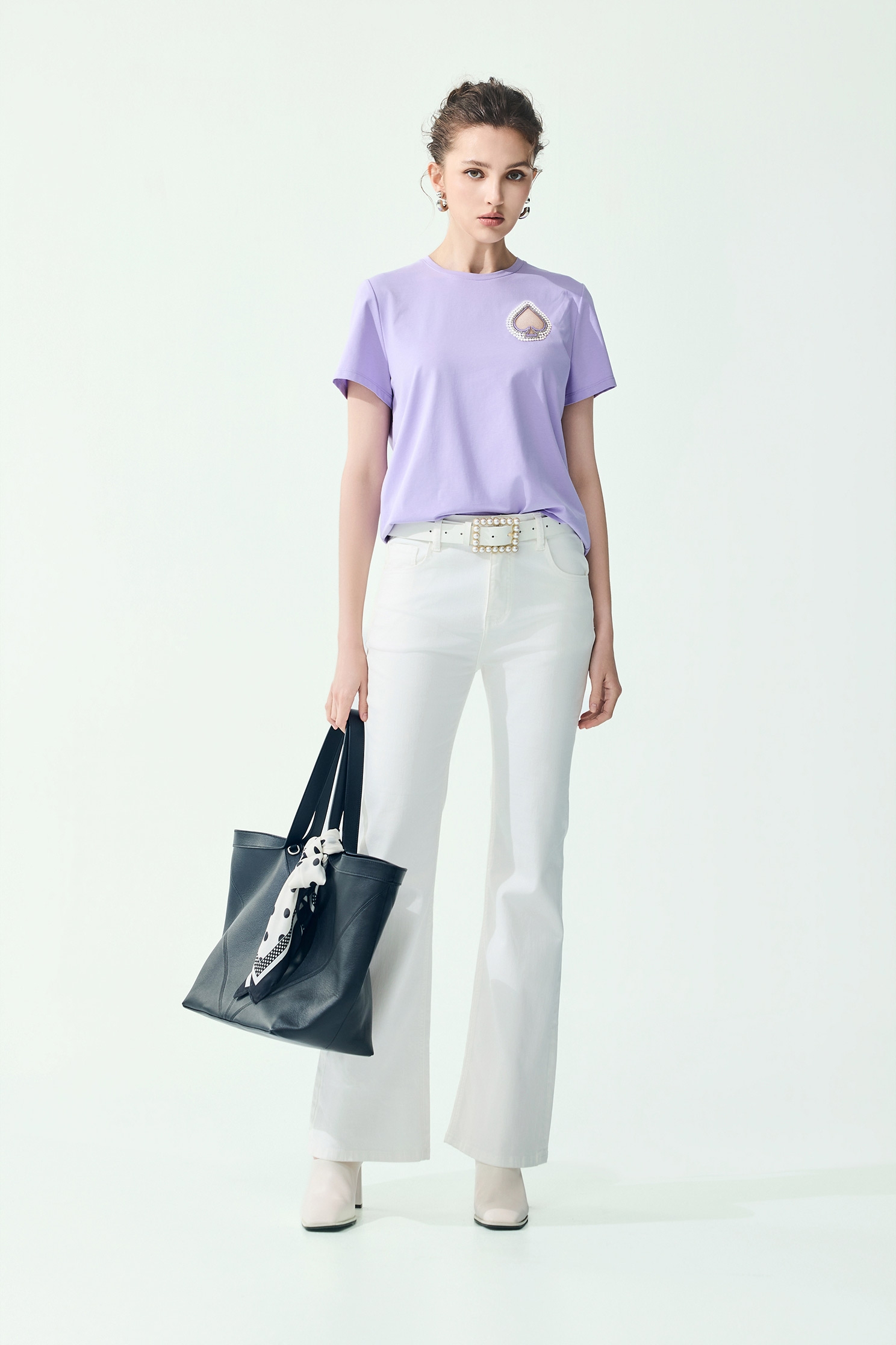 Heart Motif Short Sleeve Tee With Pearl DetailHeart Motif Short Sleeve Tee With Pearl Detail,Tops,Embroidered,Season (SS) Look,pearl